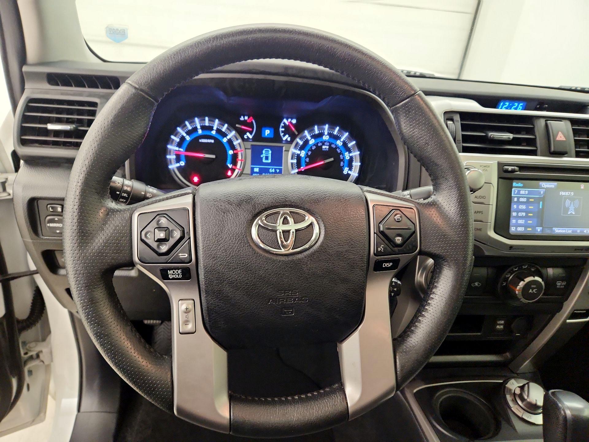 Thumbnail: 2019 Toyota 4Runner - 10