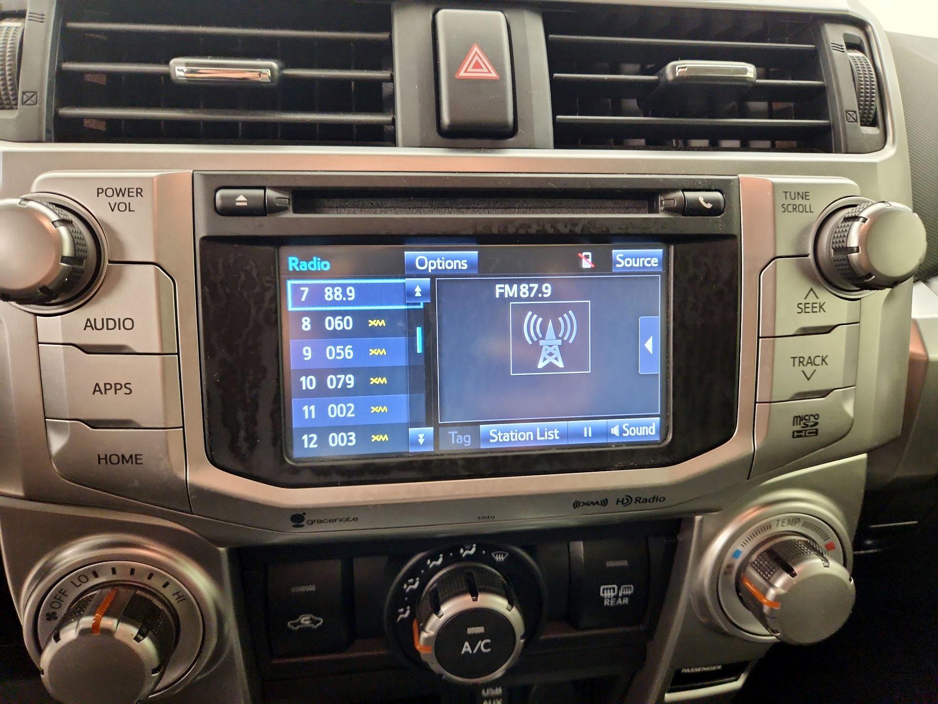Thumbnail: 2019 Toyota 4Runner - 15