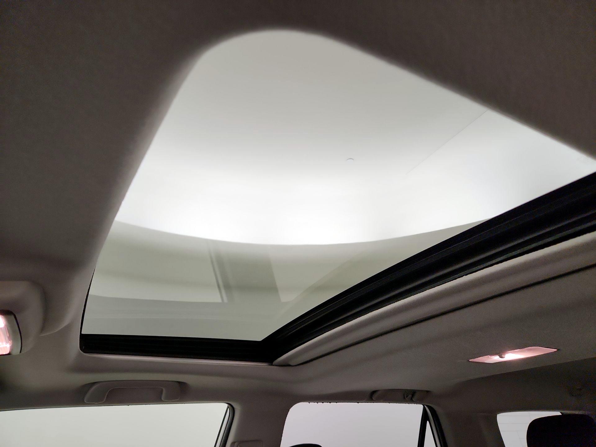 Thumbnail: 2019 Toyota 4Runner - 19