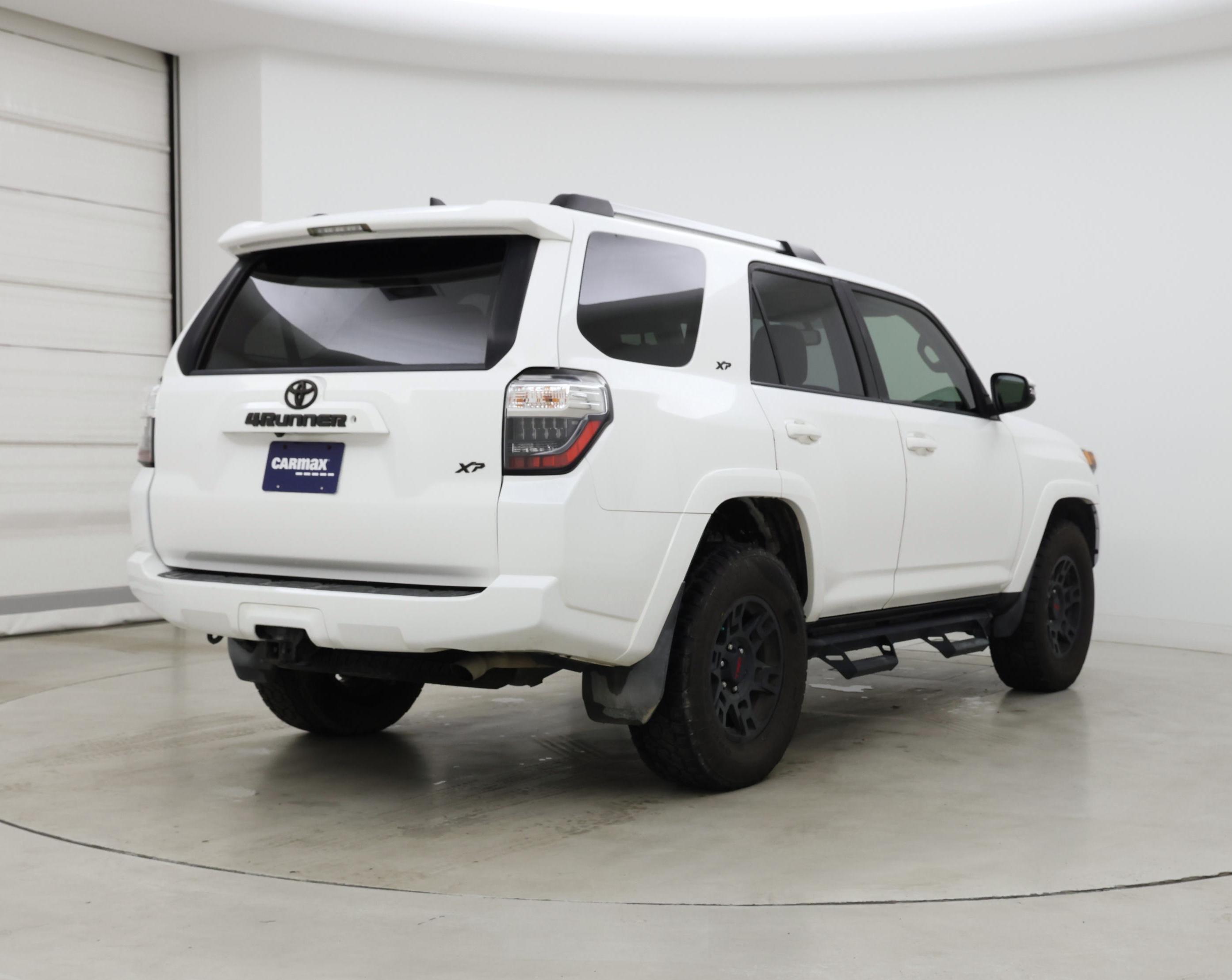 Thumbnail: 2019 Toyota 4Runner - 8