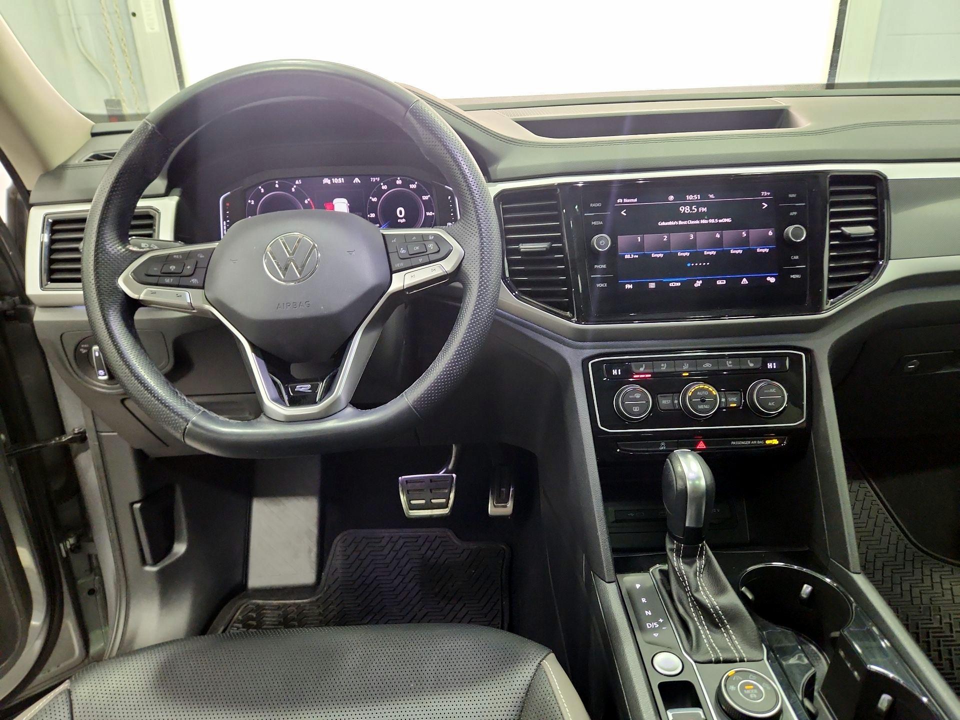 Thumbnail: 2022 Volkswagen Atlas - 9