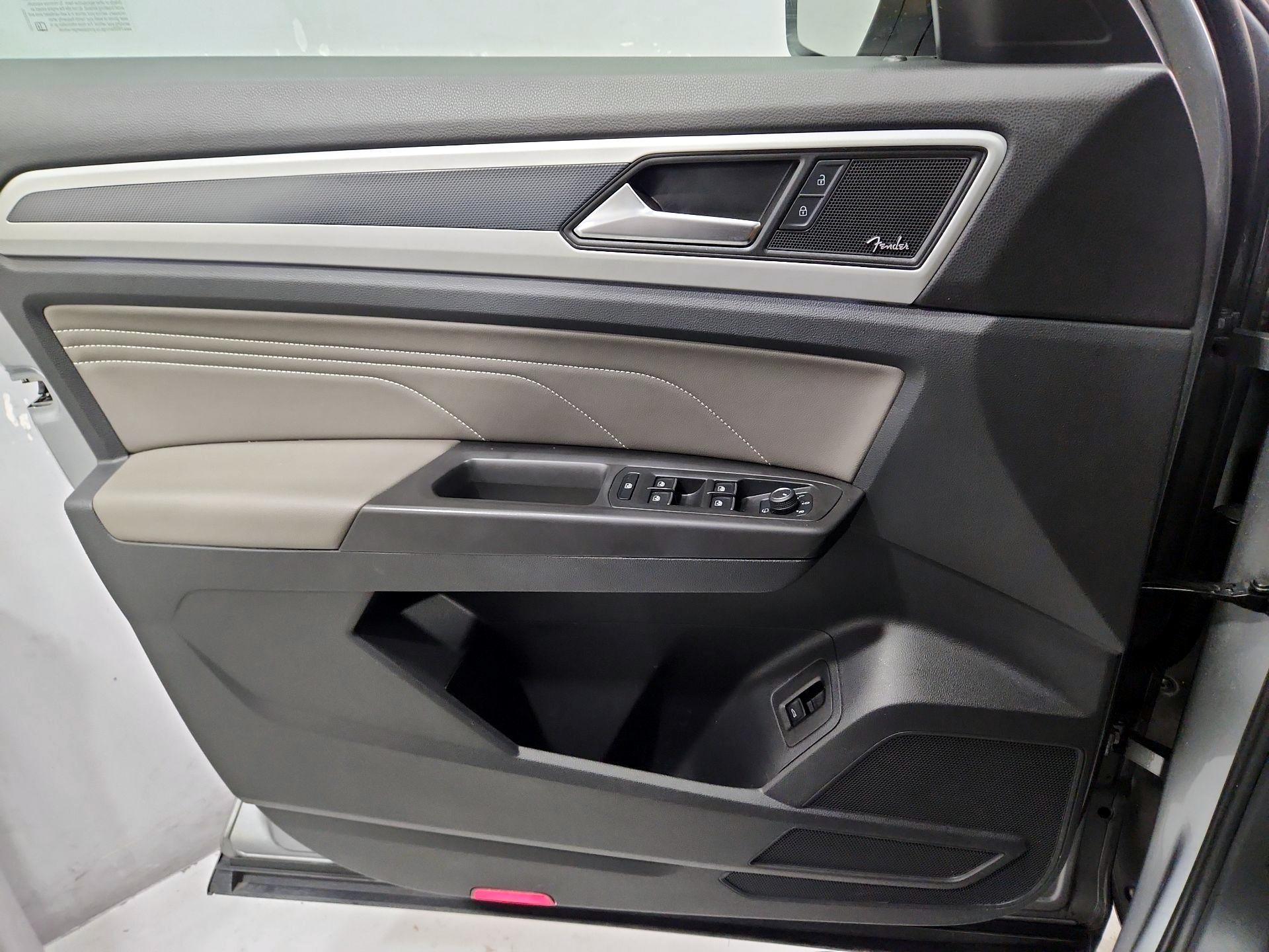 Thumbnail: 2022 Volkswagen Atlas - 12