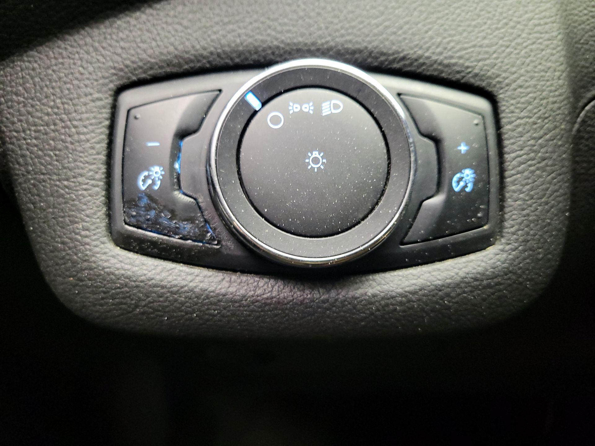 Thumbnail: 2014 Ford Escape - 13