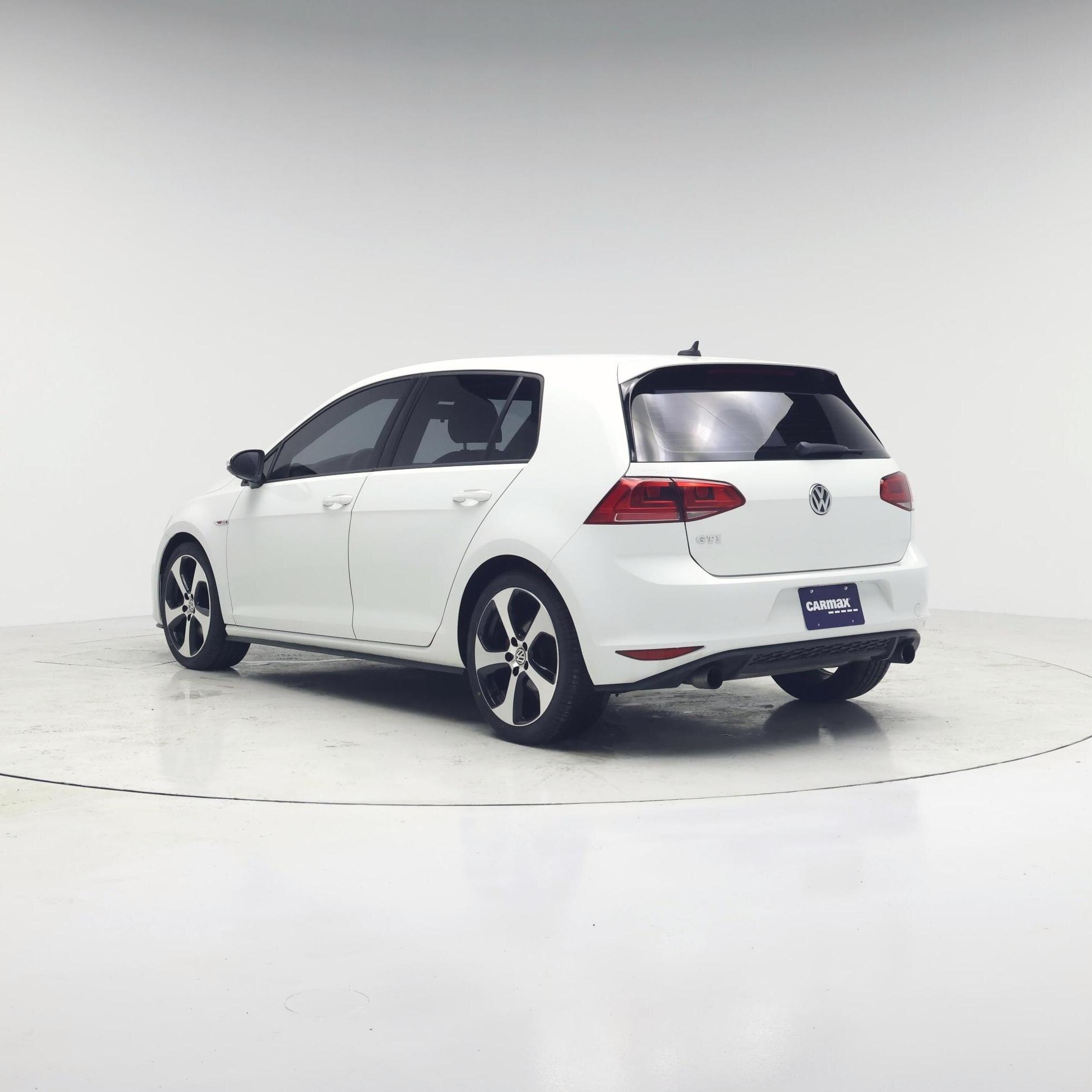 Thumbnail: 2017 Volkswagen Golf - 2