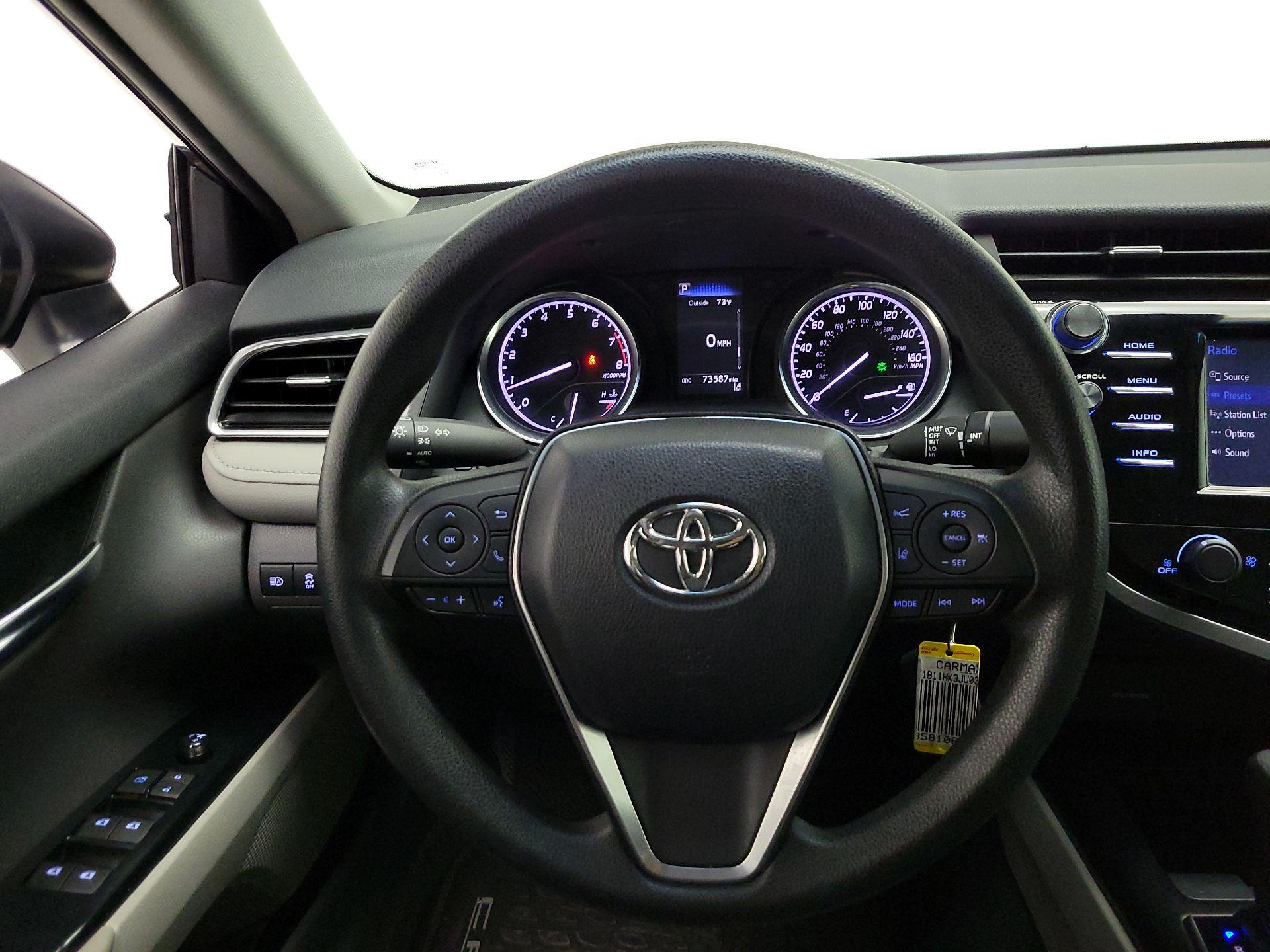 Thumbnail: 2018 Toyota Camry - 10