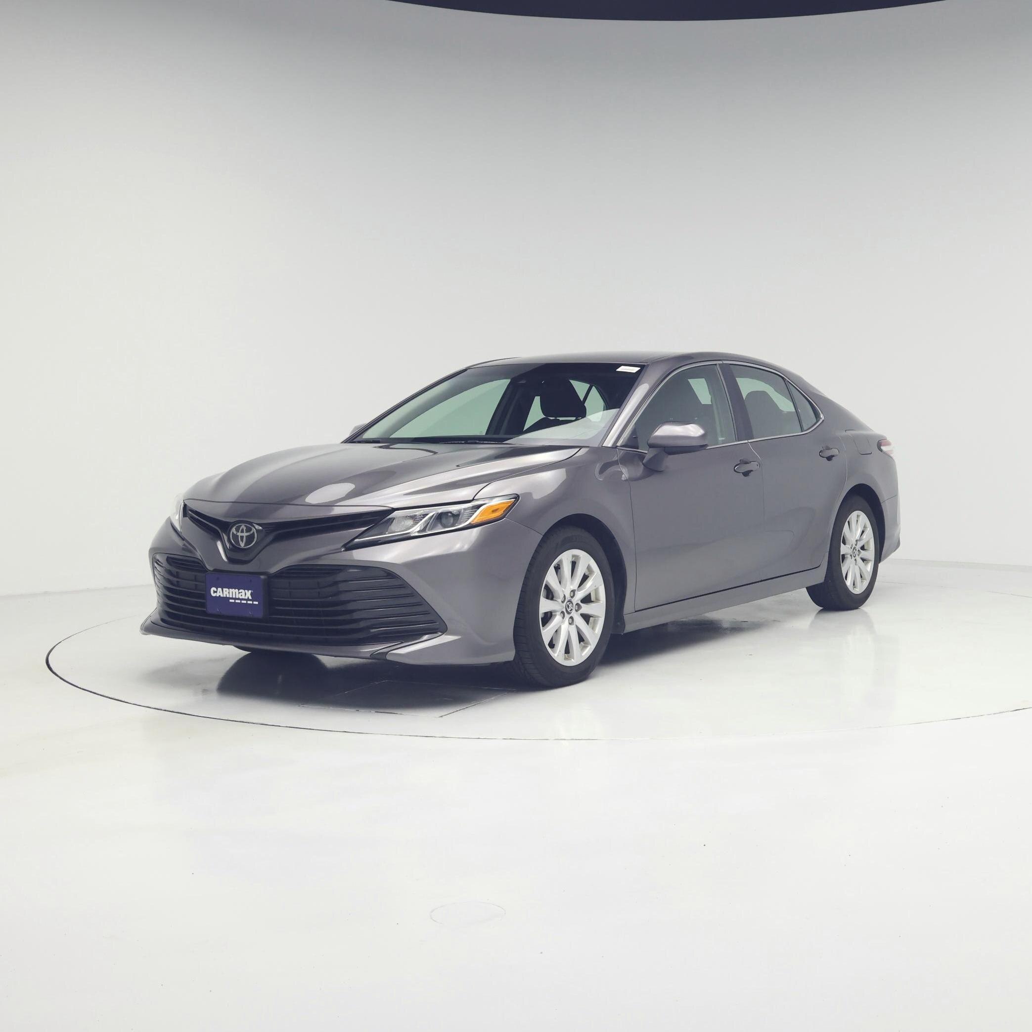 Thumbnail: 2018 Toyota Camry - 4