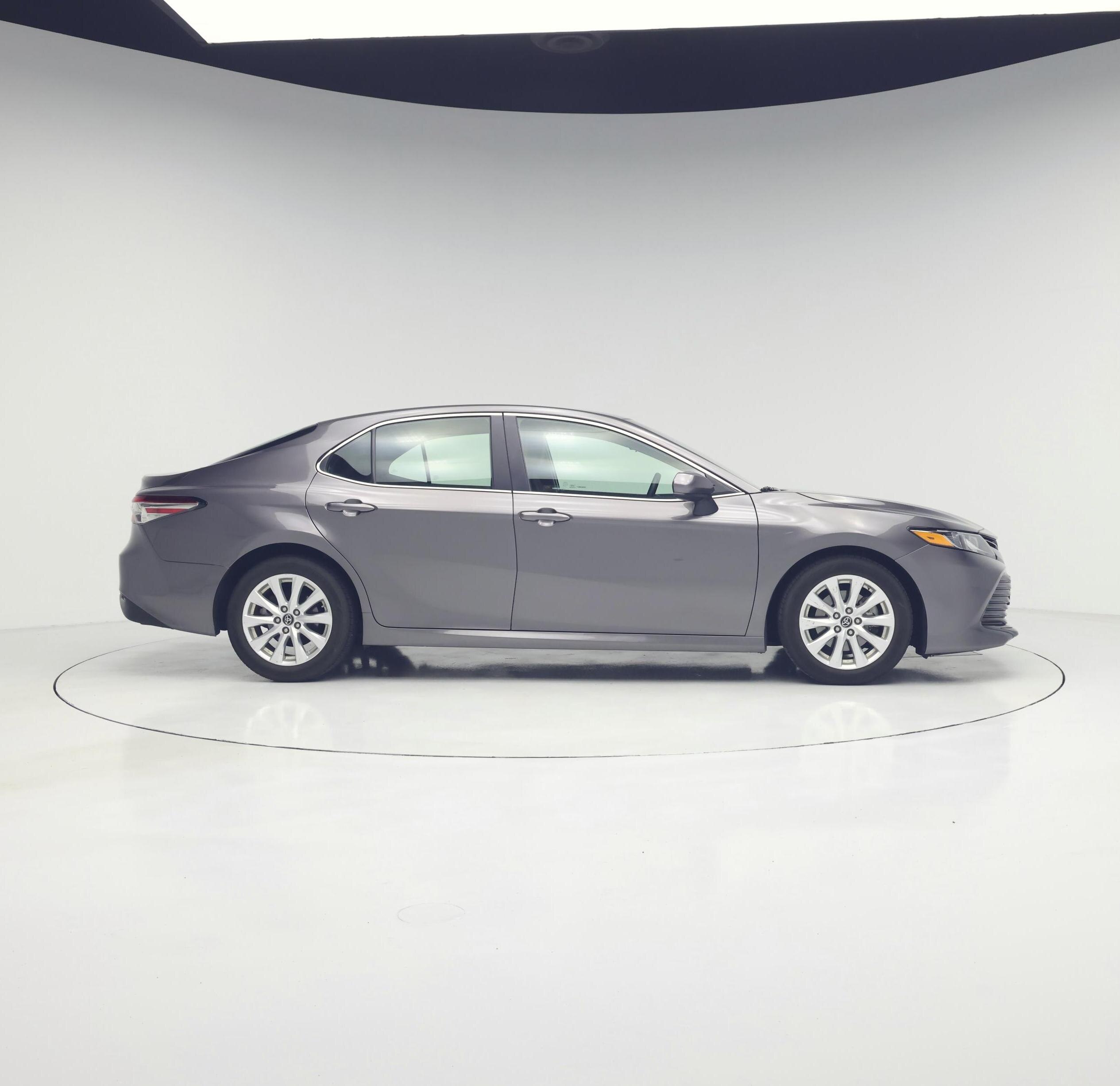 Thumbnail: 2018 Toyota Camry - 7