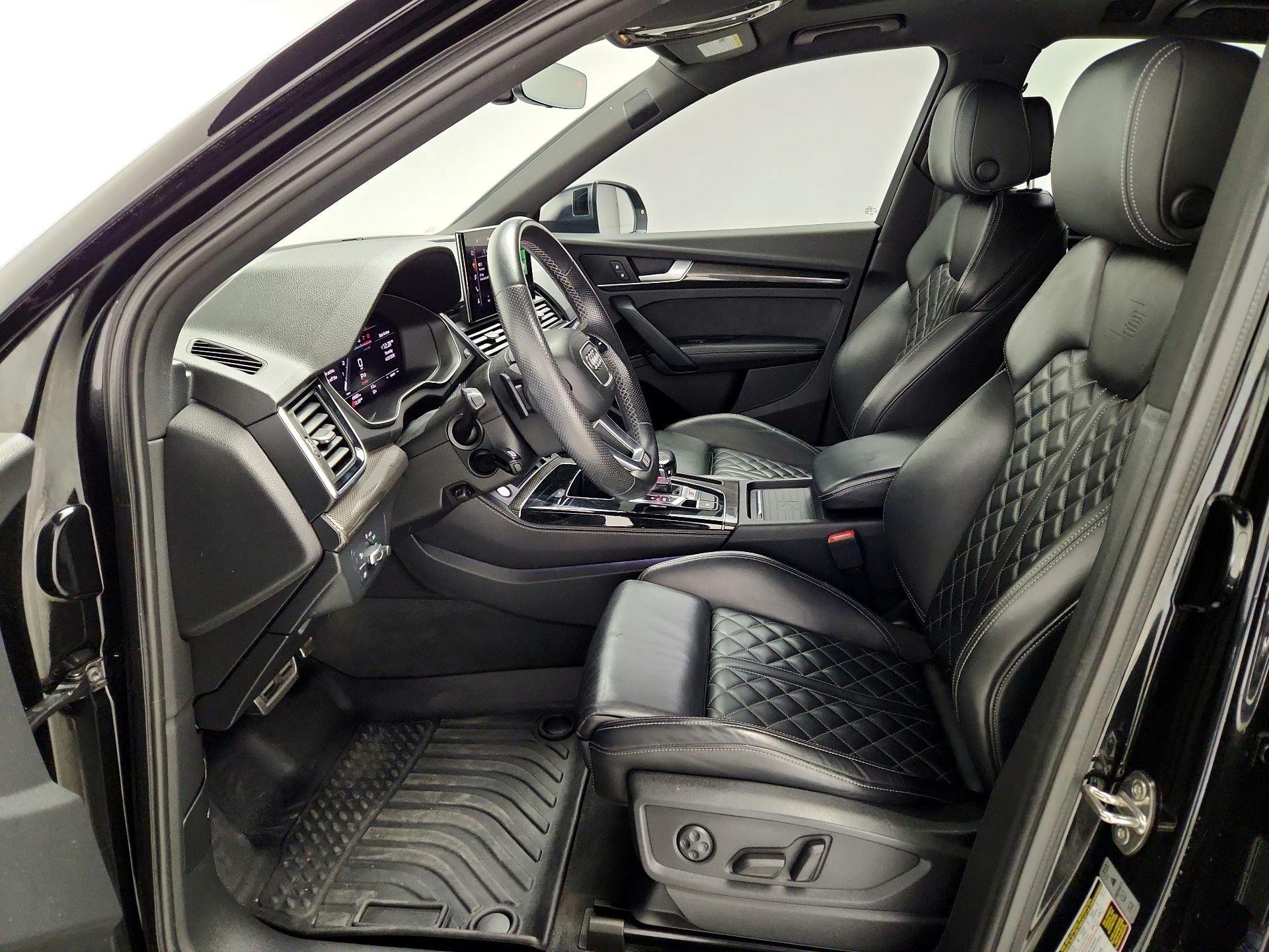 Thumbnail: 2021 Audi SQ5 - 11