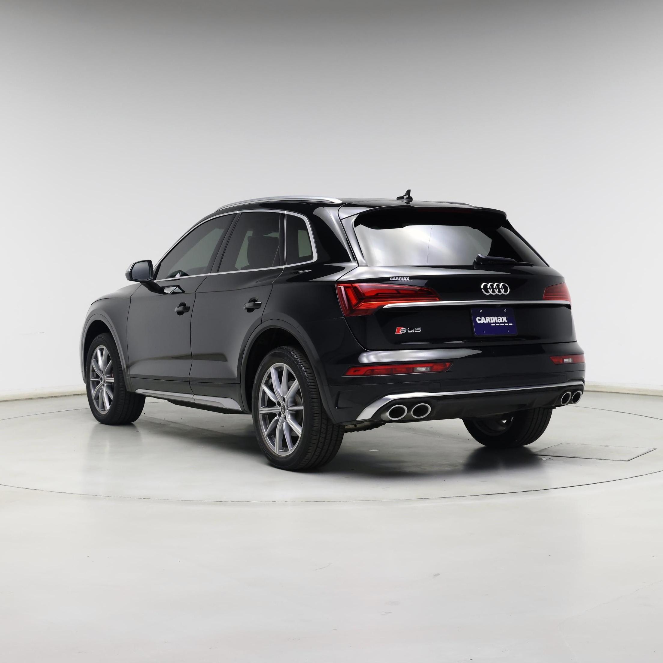 Thumbnail: 2021 Audi SQ5 - 2