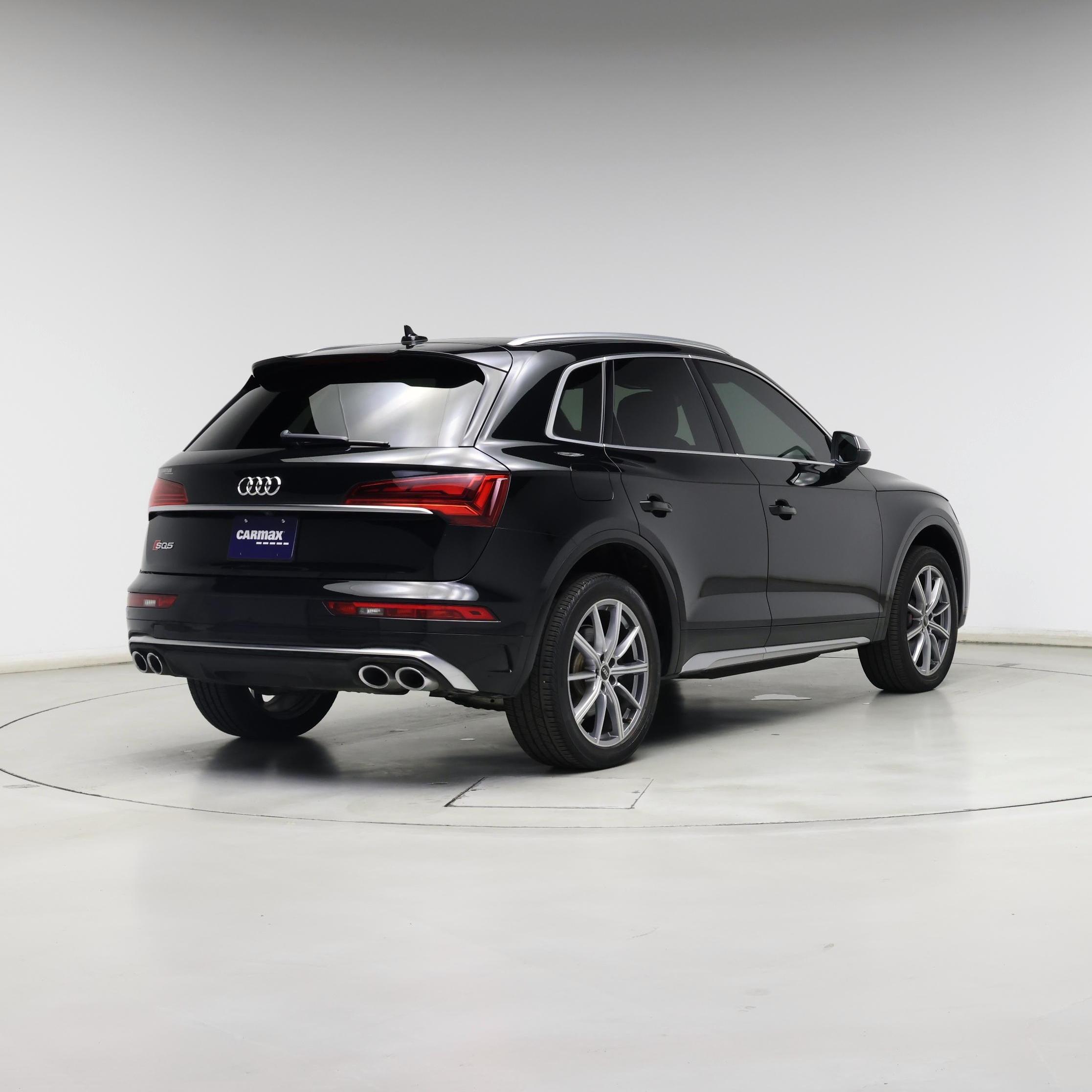 Thumbnail: 2021 Audi SQ5 - 8