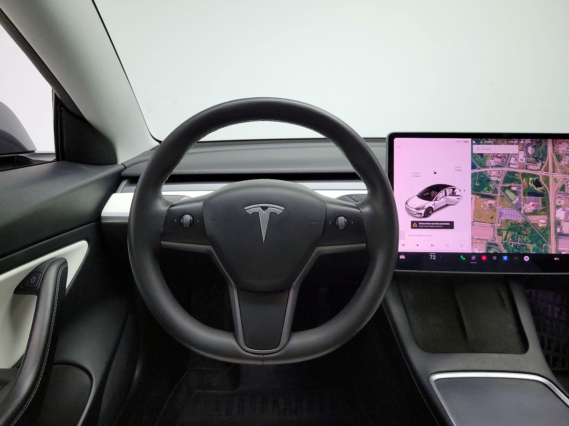 Thumbnail: 2021 Tesla Model 3 - 10