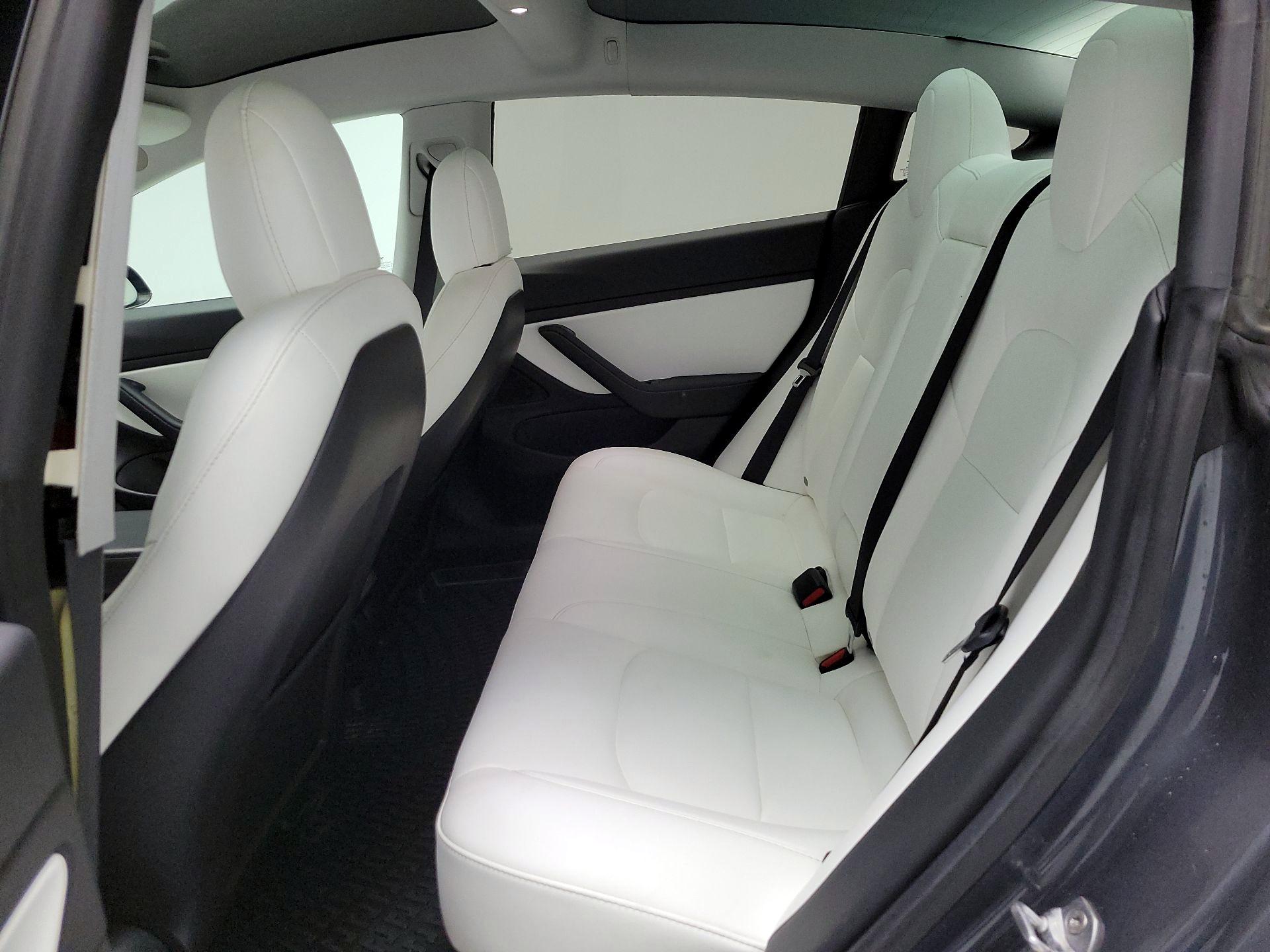 Thumbnail: 2021 Tesla Model 3 - 18