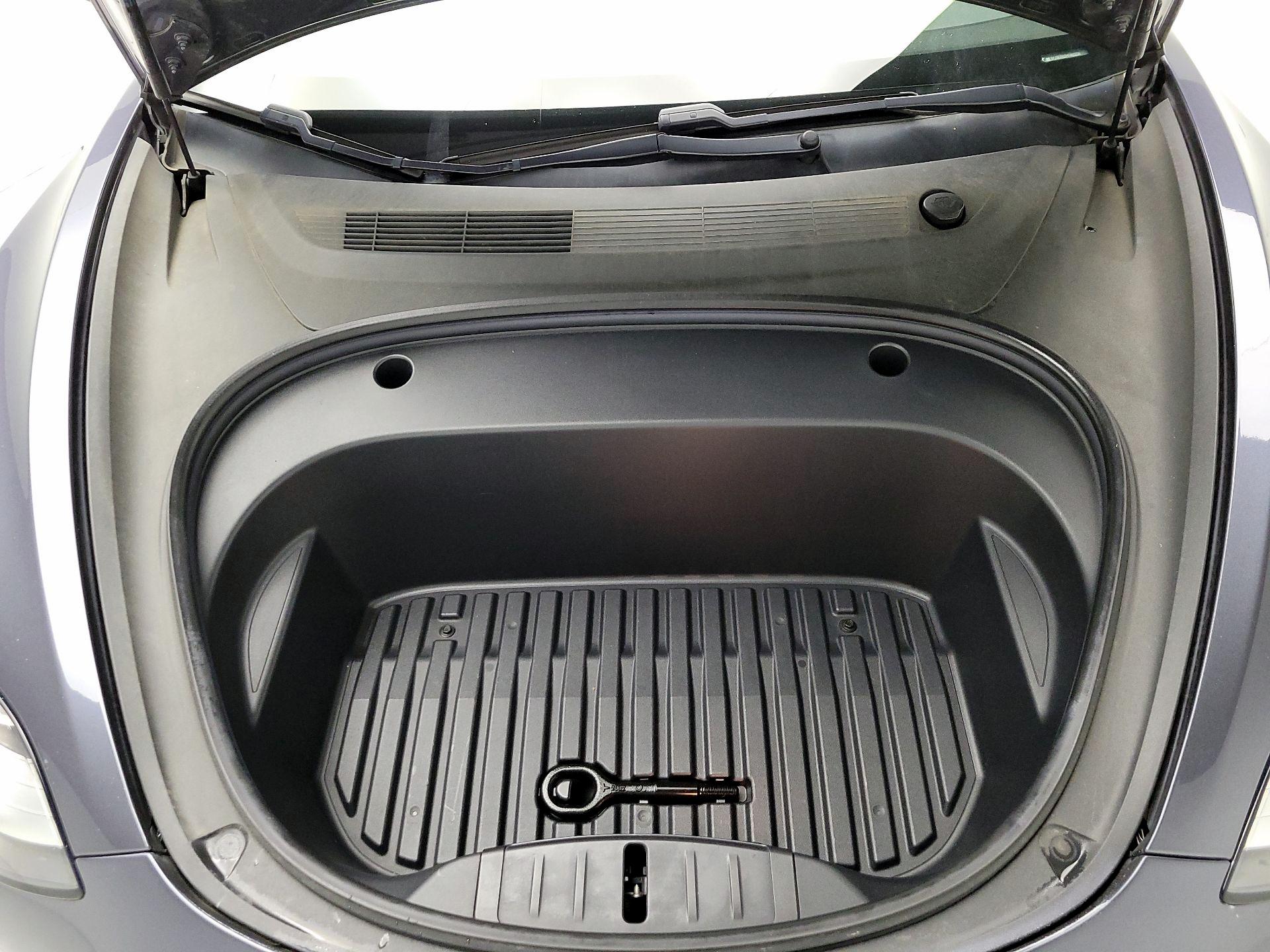 Thumbnail: 2021 Tesla Model 3 - 20