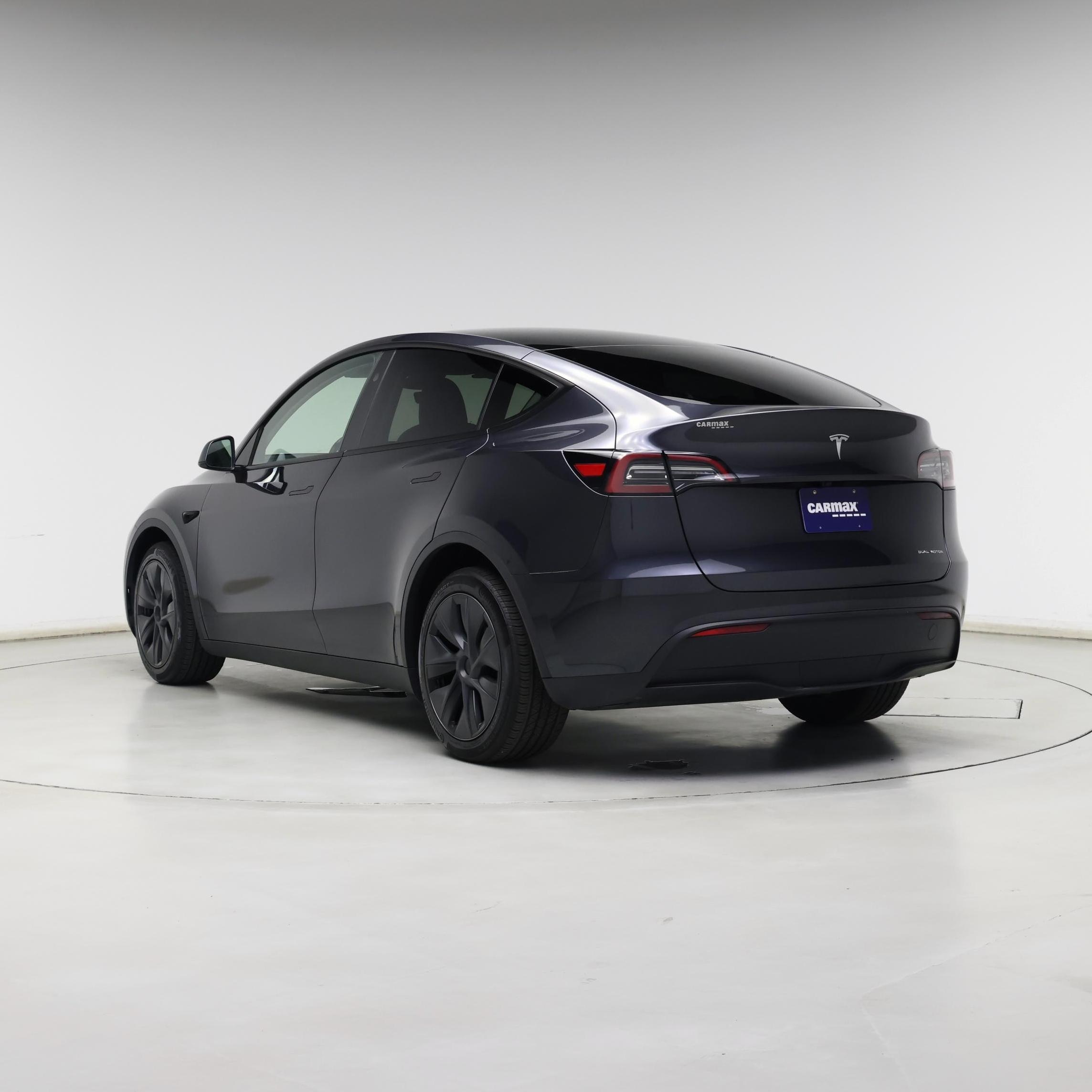 Thumbnail: 2025 Tesla Model Y - 2