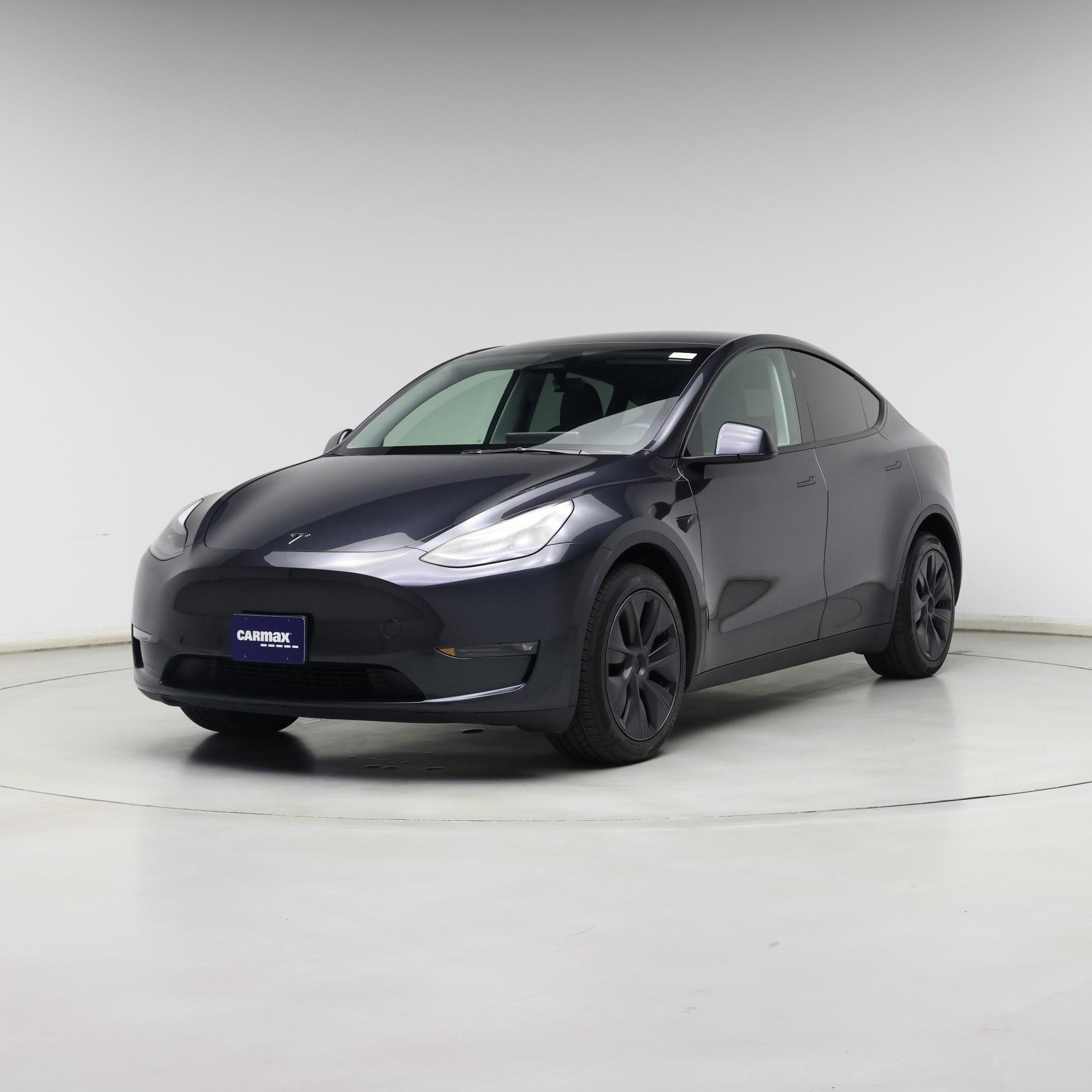 Thumbnail: 2025 Tesla Model Y - 4