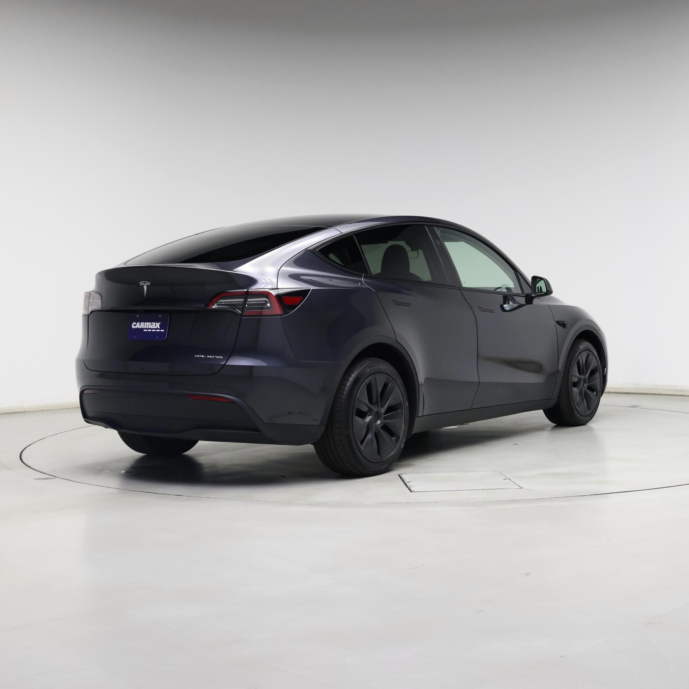 Thumbnail: 2025 Tesla Model Y - 8