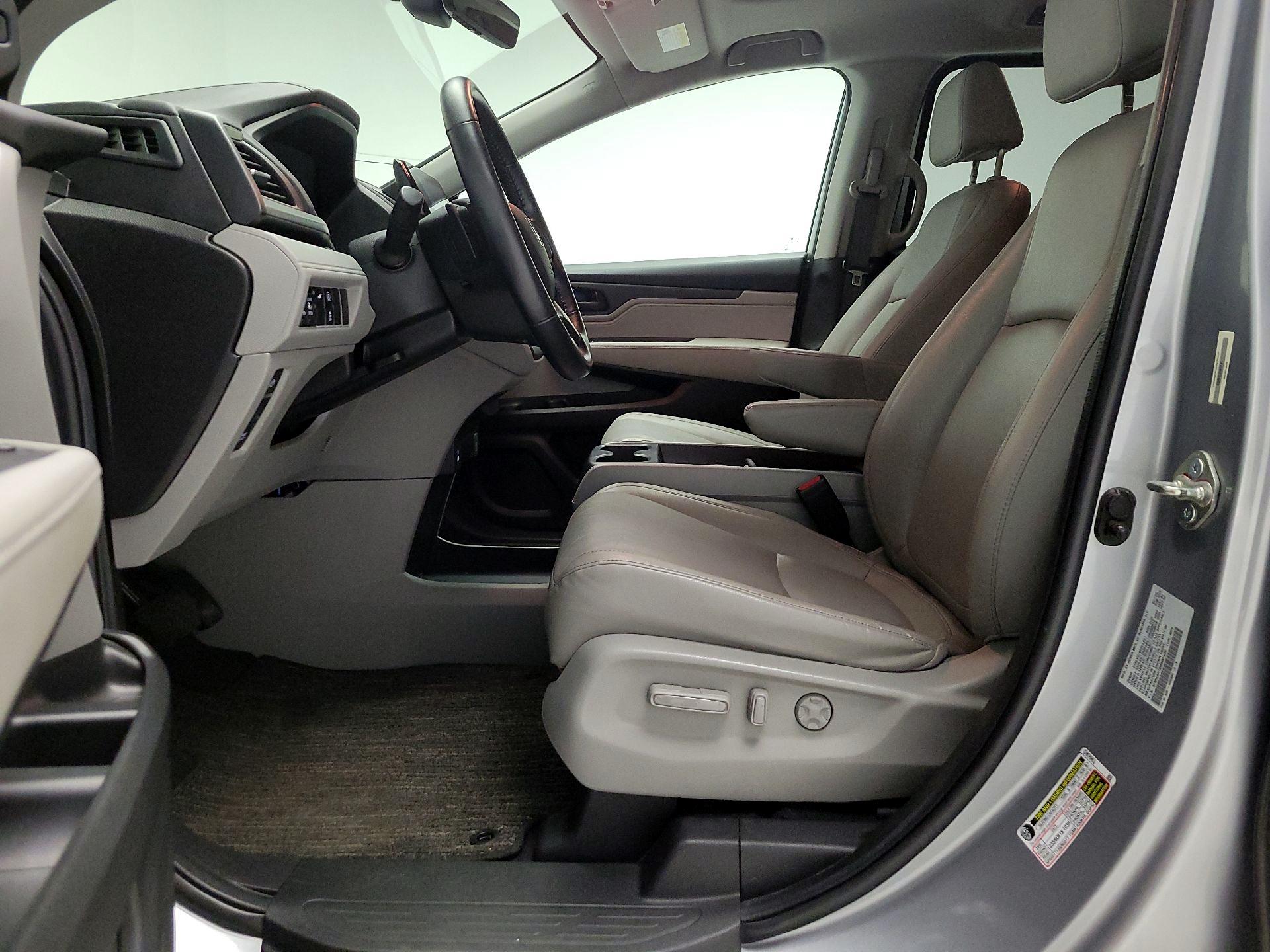 Thumbnail: 2021 Honda Odyssey - 11