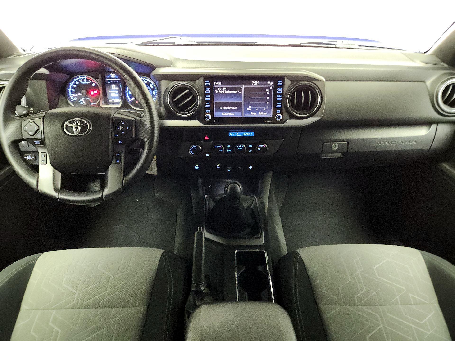 Thumbnail: 2022 Toyota Tacoma - 9