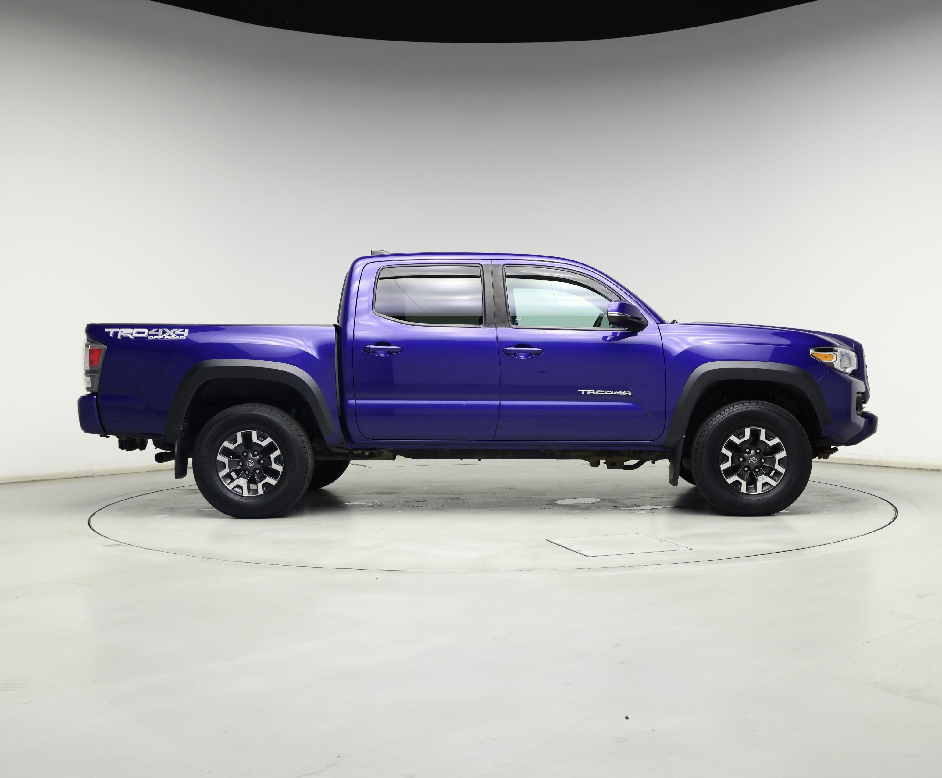 Thumbnail: 2022 Toyota Tacoma - 7