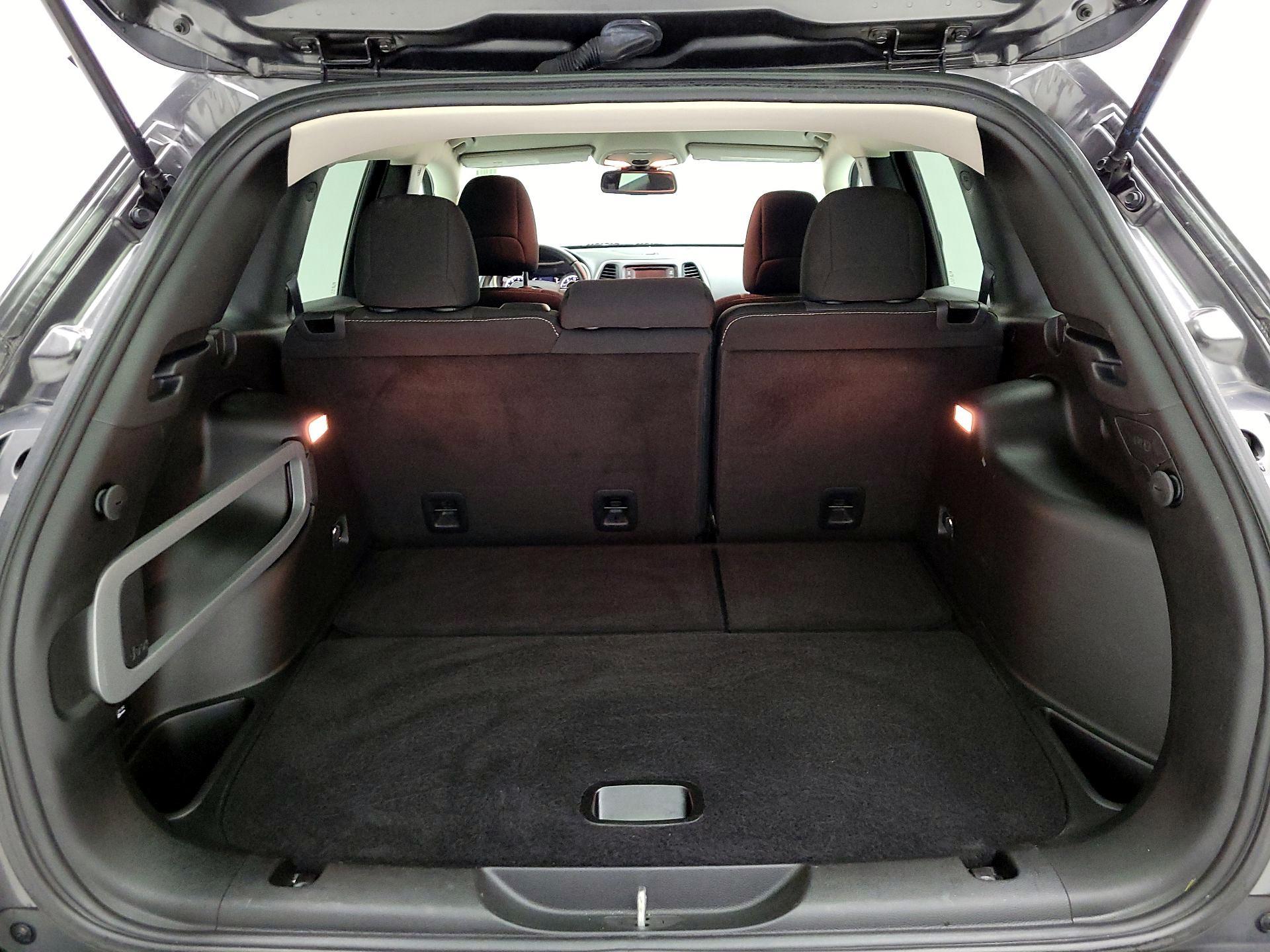 Thumbnail: 2016 Jeep Cherokee - 19