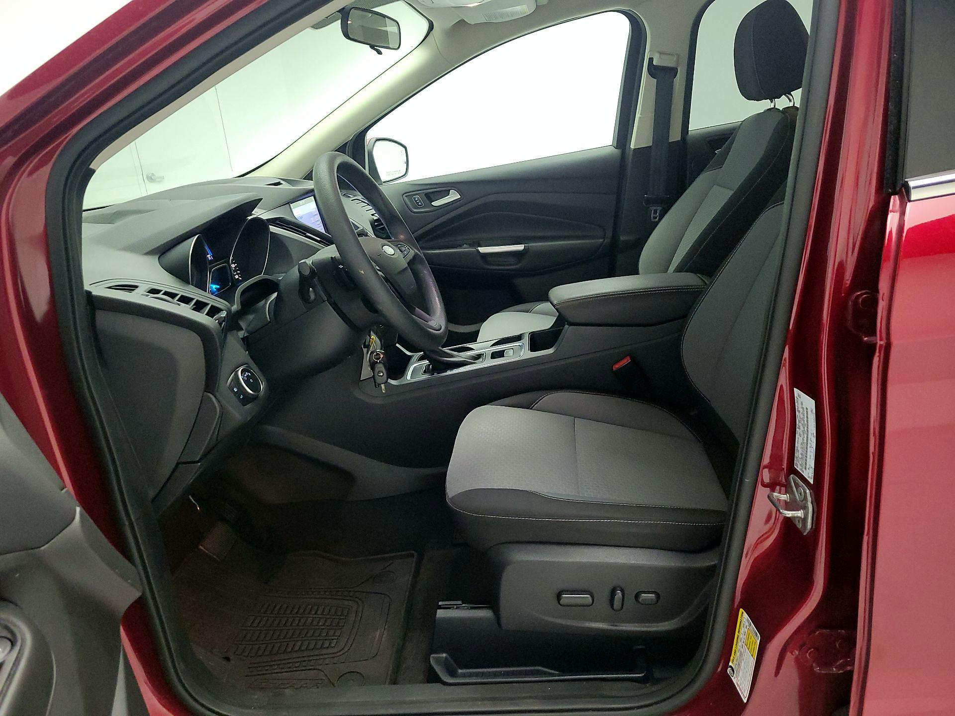 Thumbnail: 2017 Ford Escape - 11