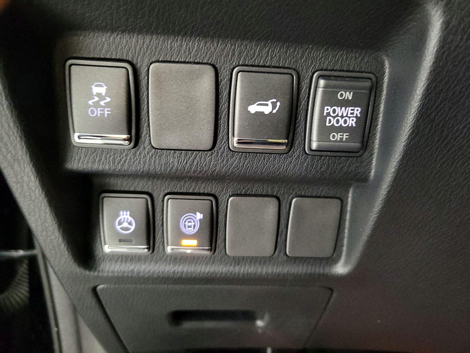 Thumbnail: 2017 INFINITI QX60 - 13