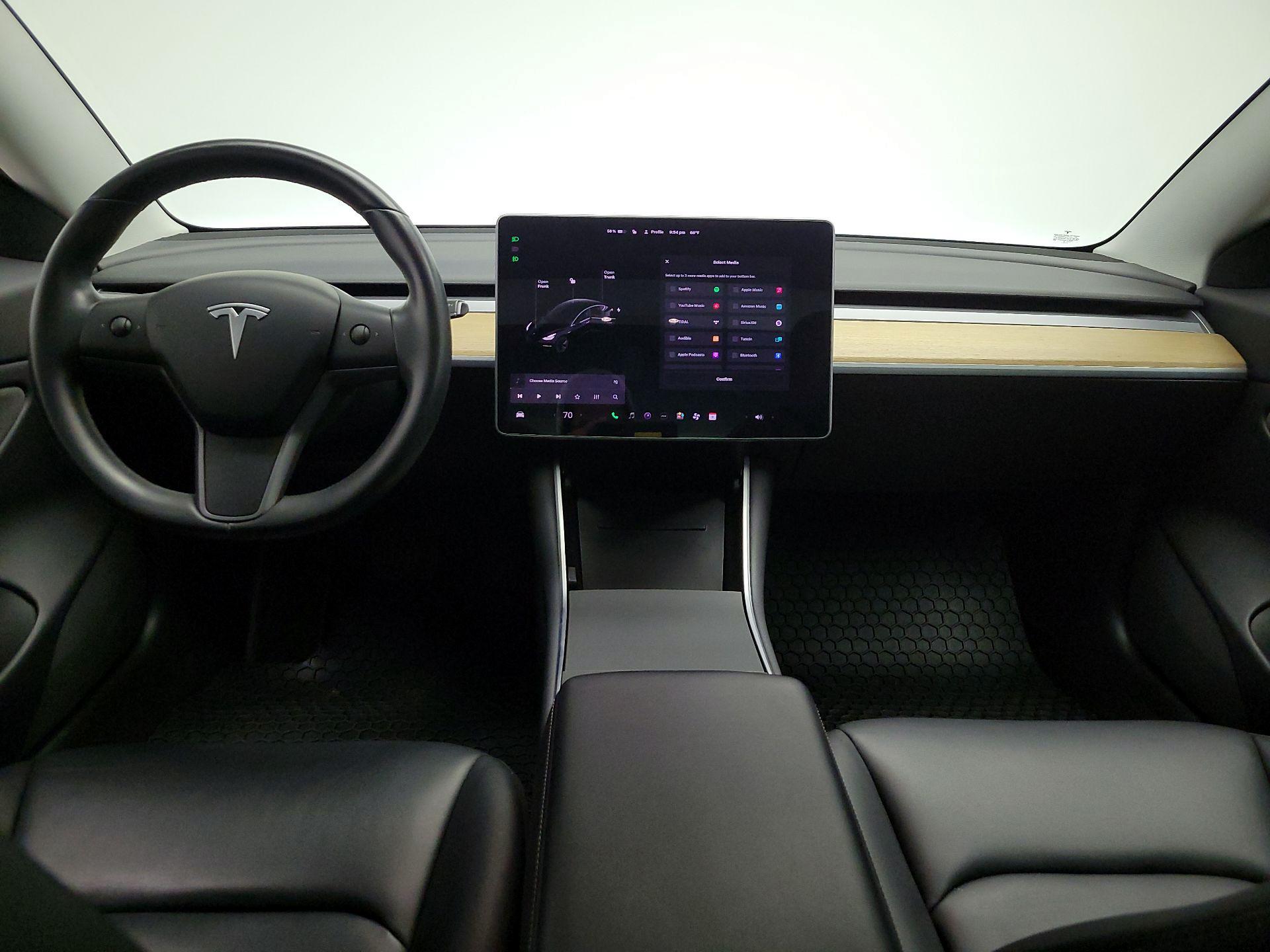 Thumbnail: 2019 Tesla Model 3 - 9