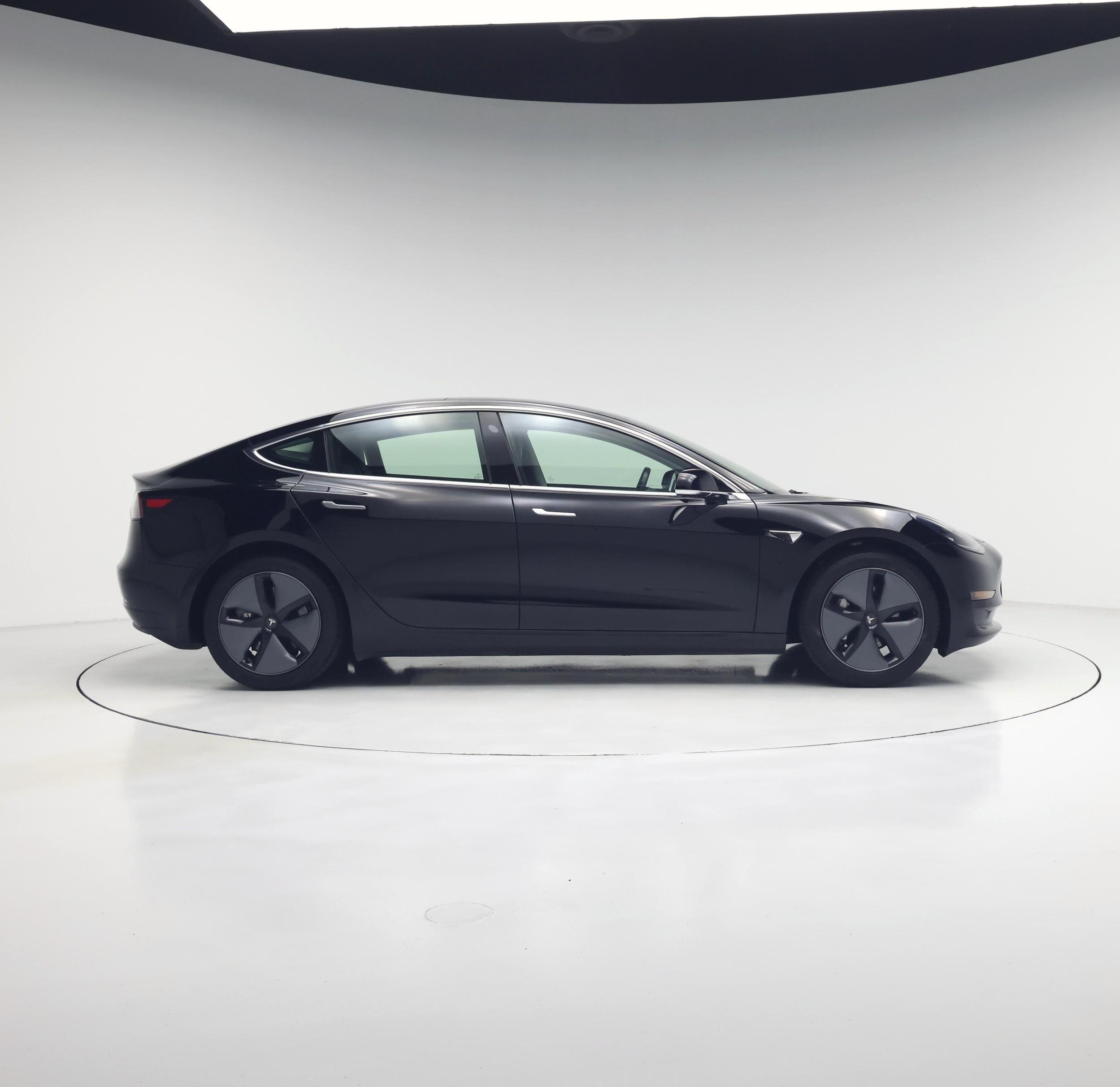 Thumbnail: 2019 Tesla Model 3 - 7