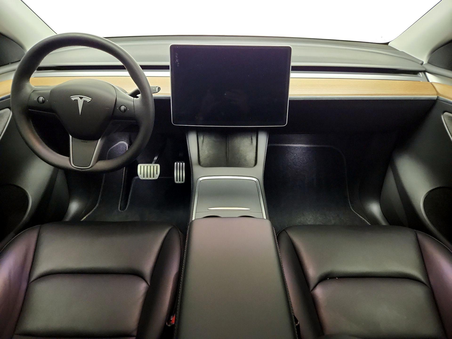 Thumbnail: 2022 Tesla Model Y - 9