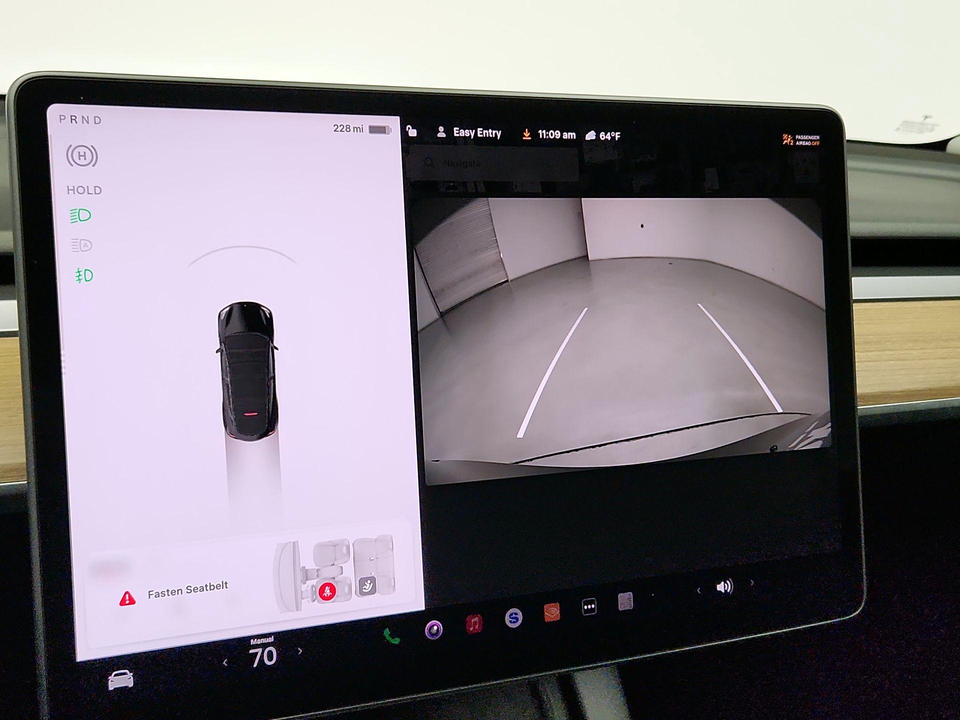 Thumbnail: 2022 Tesla Model Y - 14