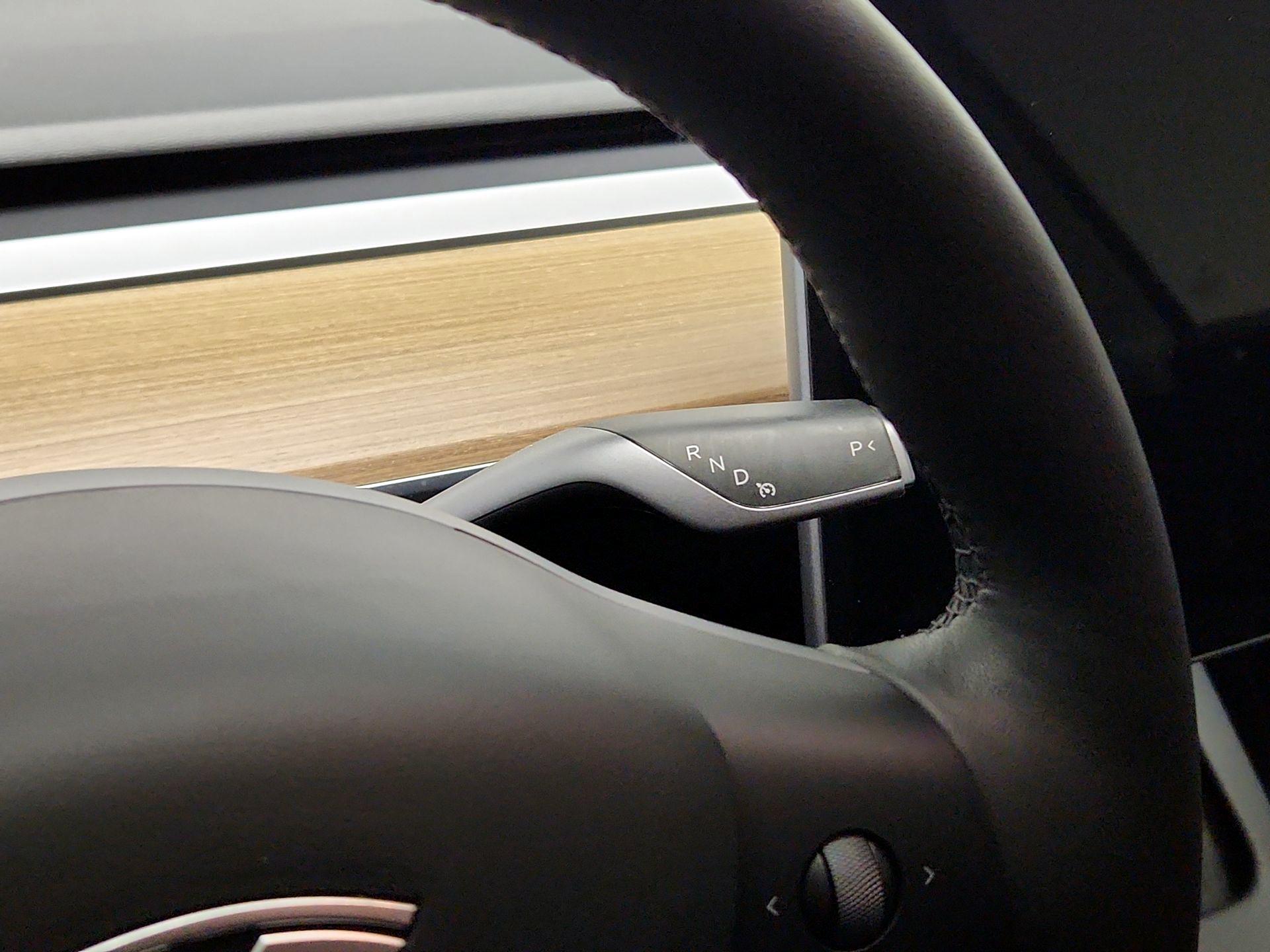 Thumbnail: 2022 Tesla Model Y - 17