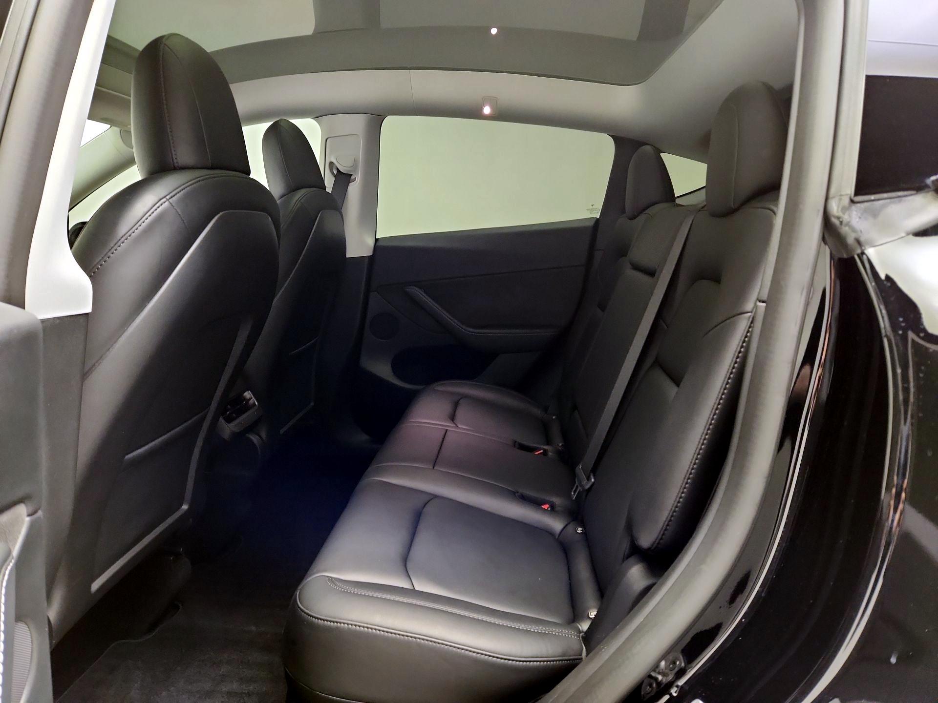 Thumbnail: 2022 Tesla Model Y - 19