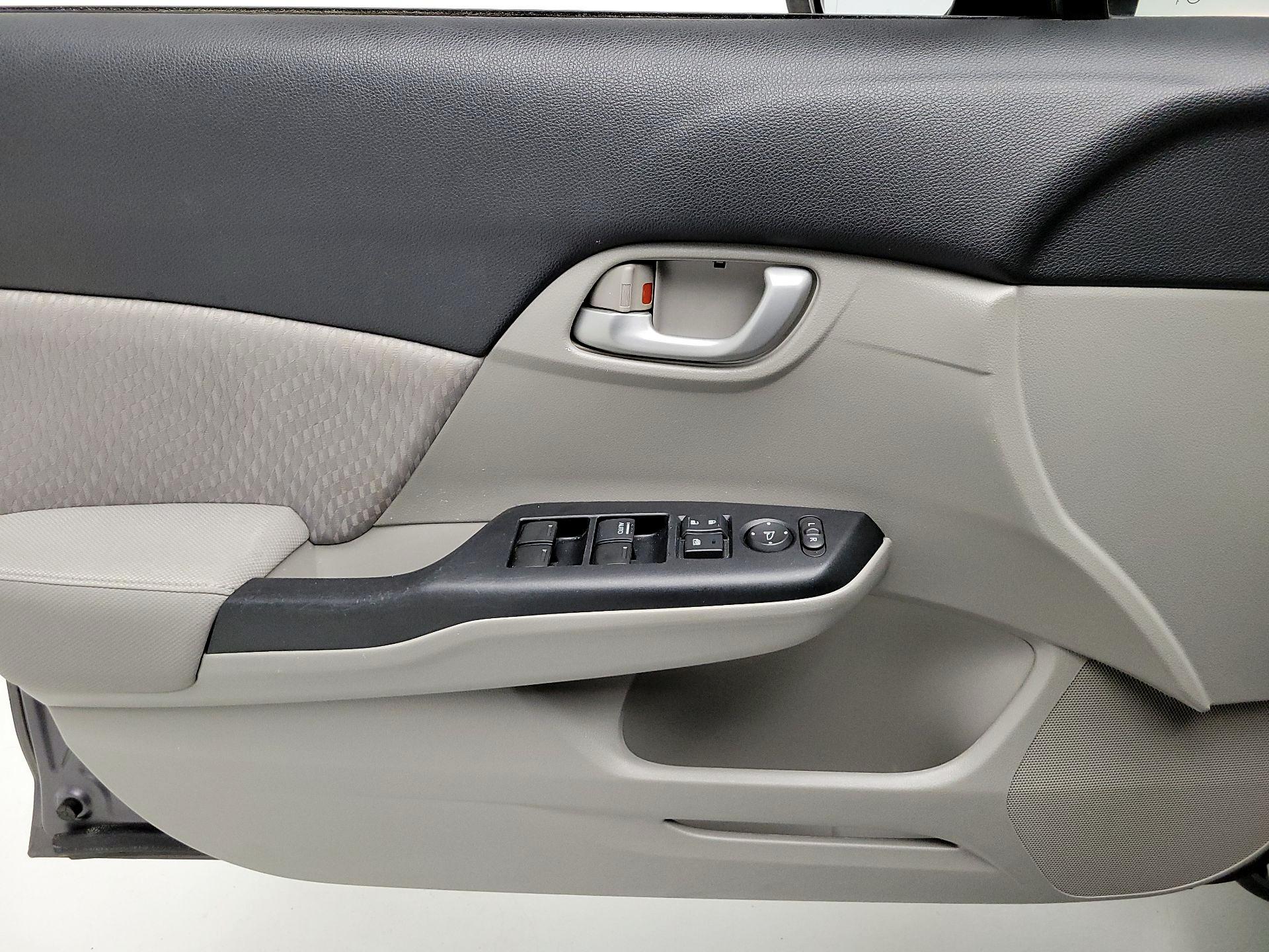 Thumbnail: 2014 Honda Civic - 12
