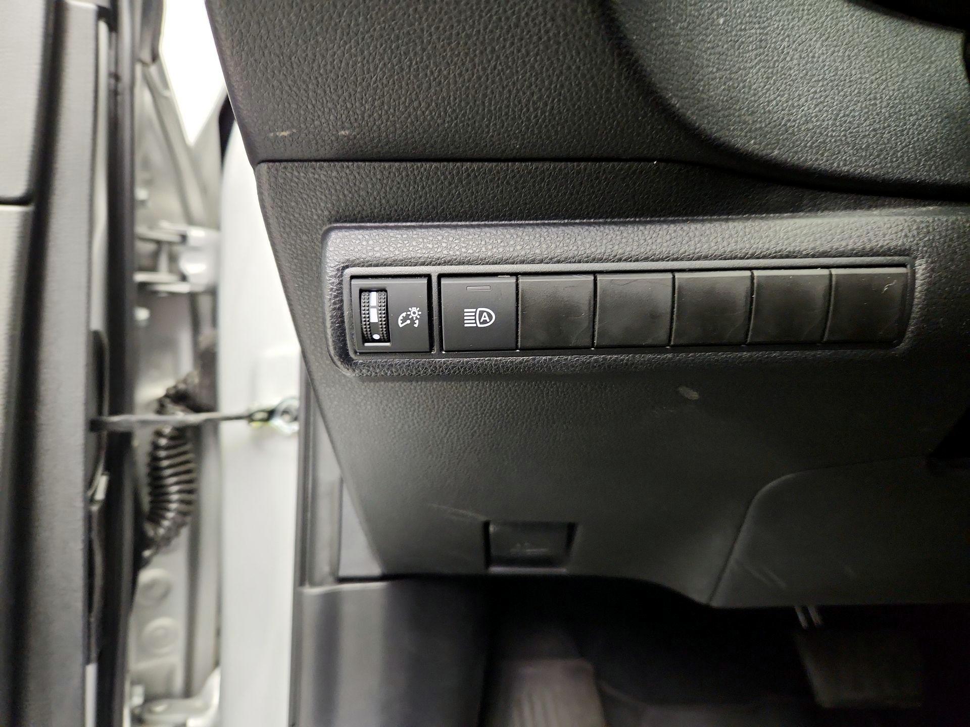 Thumbnail: 2024 Toyota Corolla - 13