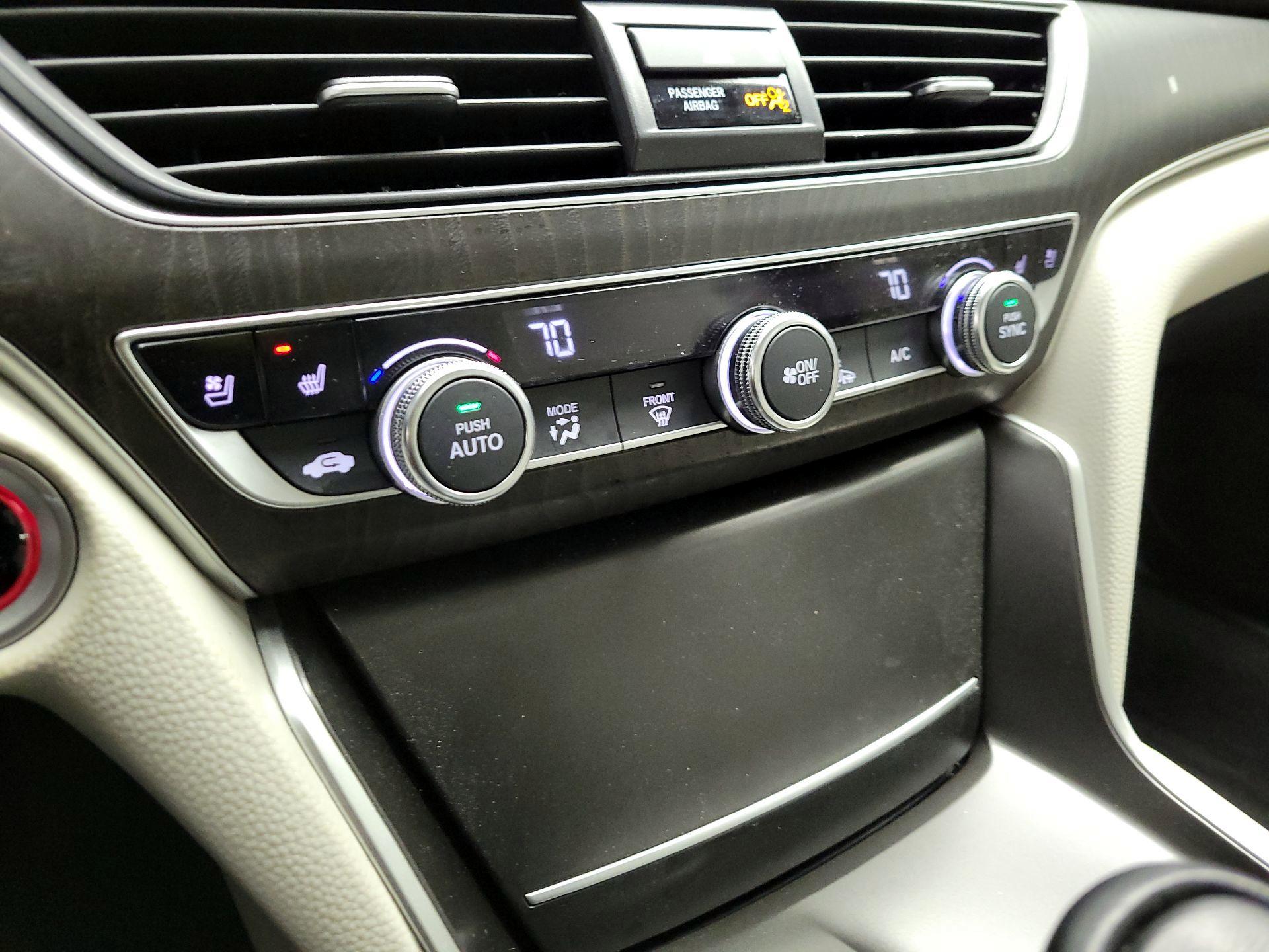 Thumbnail: 2018 Honda Accord - 16