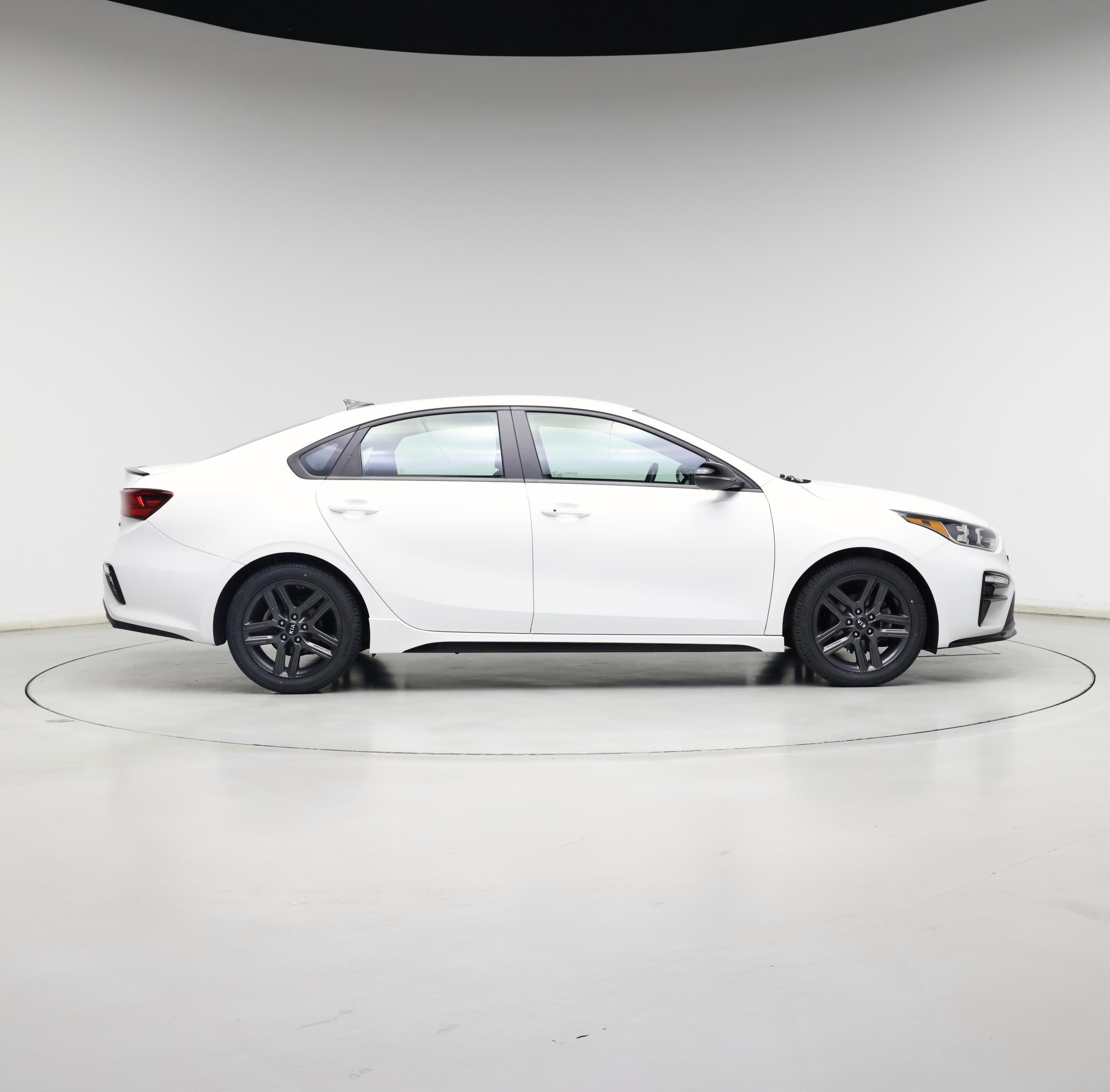 Thumbnail: 2021 Kia Forte - 7