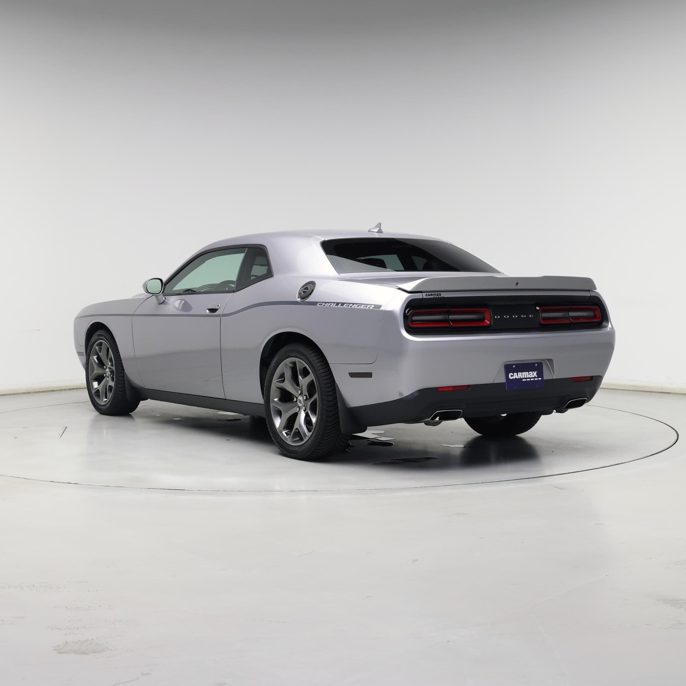 Thumbnail: 2017 Dodge Challenger - 2