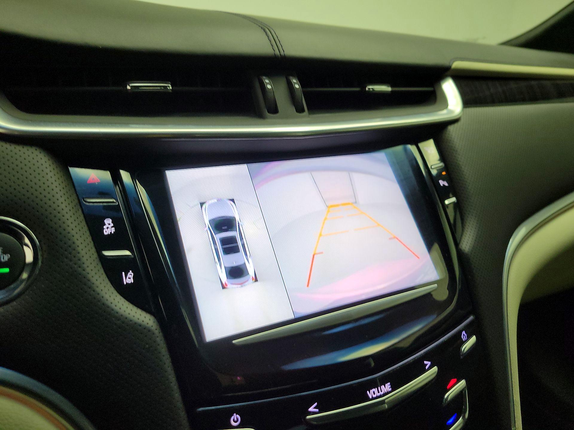 Thumbnail: 2016 Cadillac XTS - 14