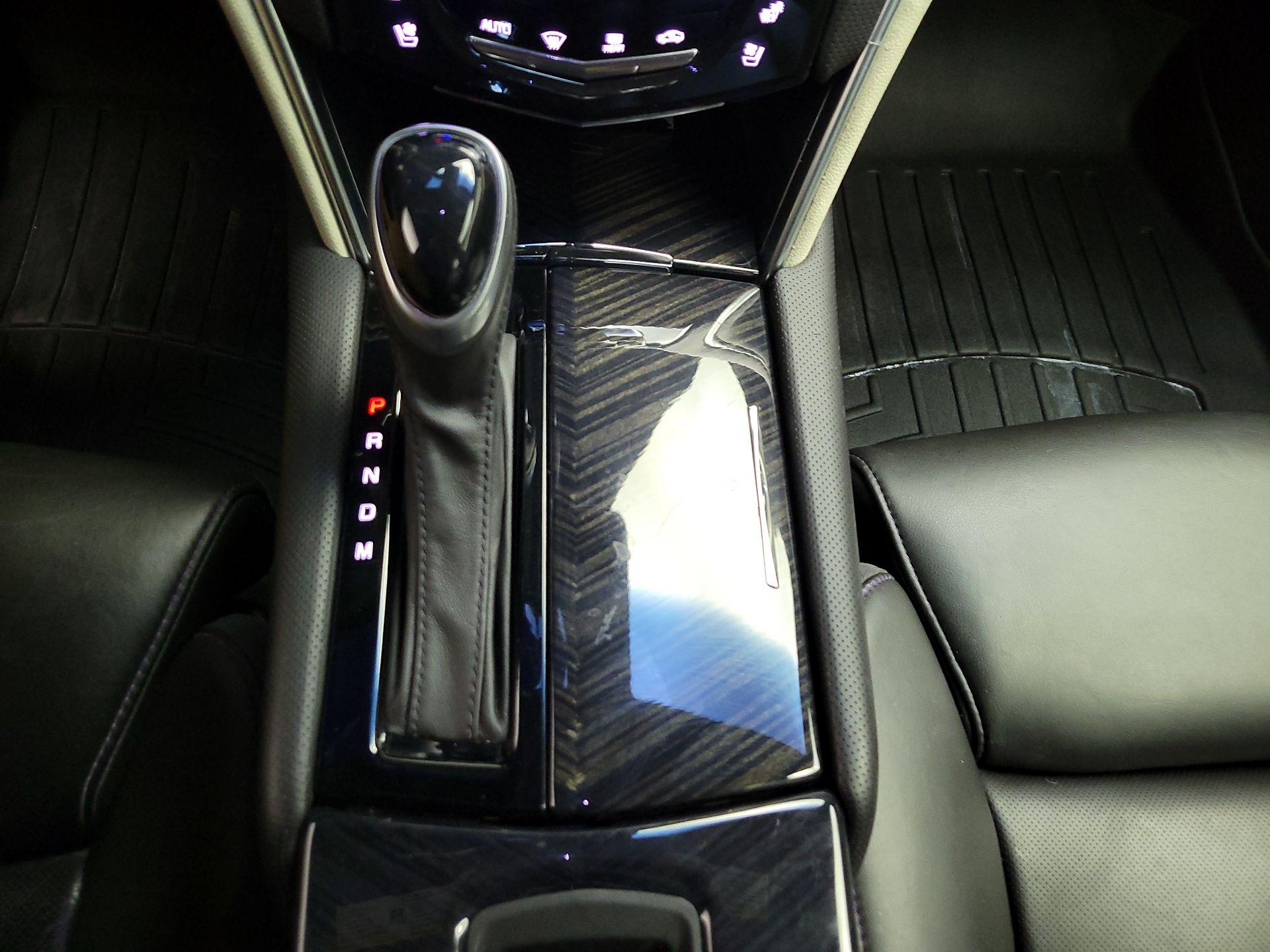 Thumbnail: 2016 Cadillac XTS - 17