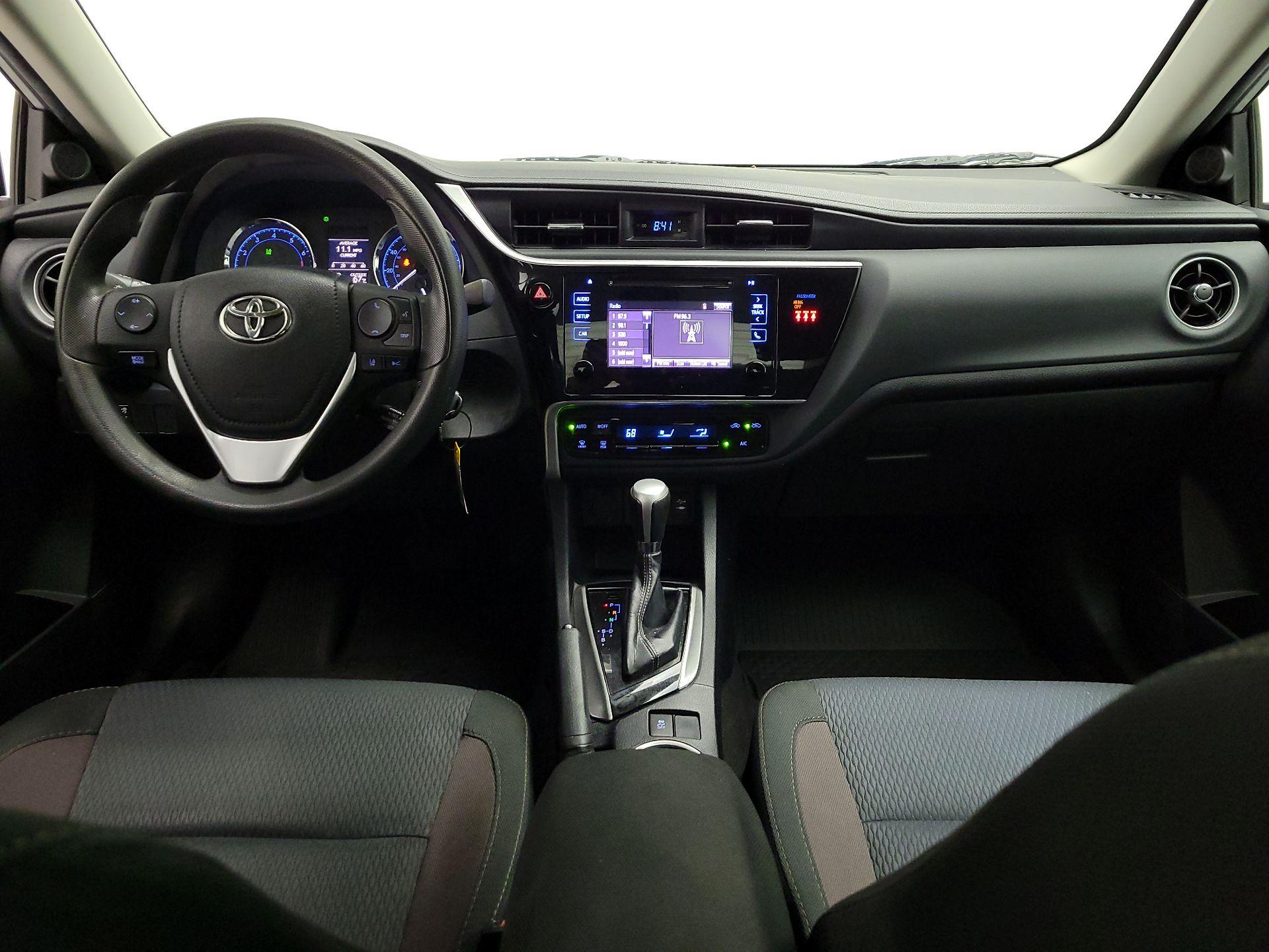 Thumbnail: 2018 Toyota Corolla - 9