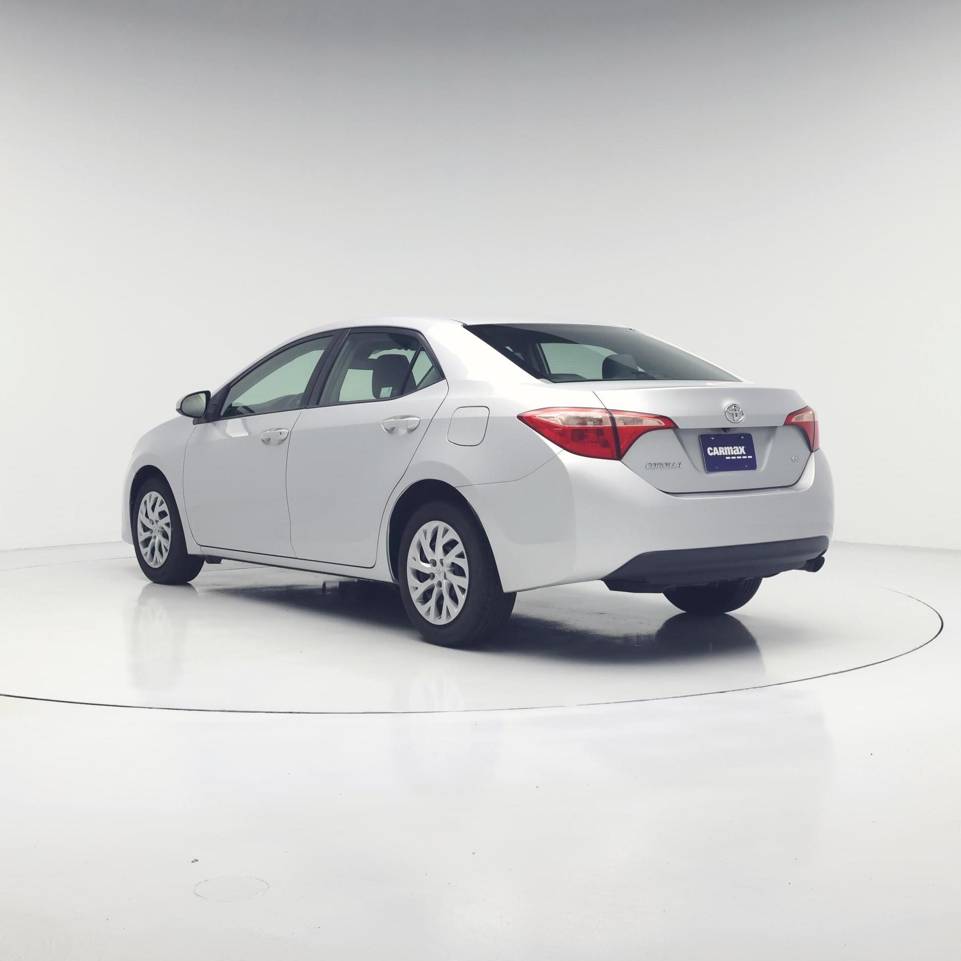 Thumbnail: 2018 Toyota Corolla - 2