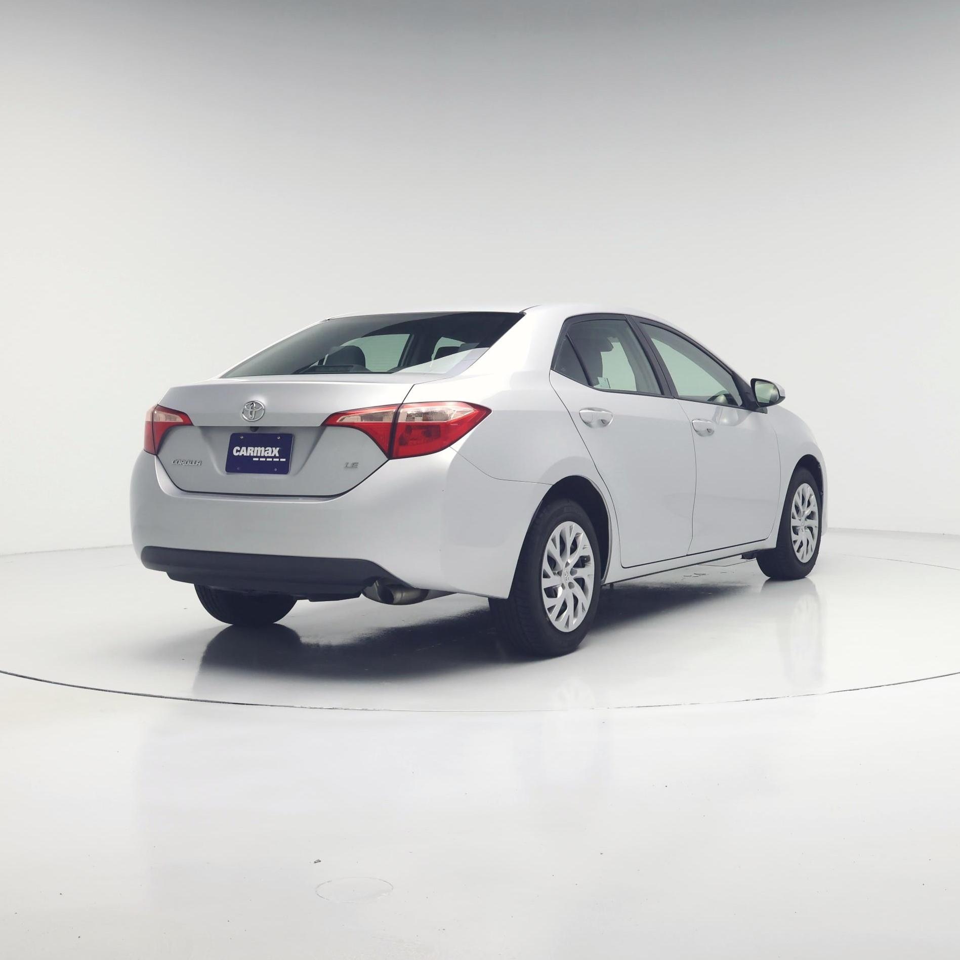 Thumbnail: 2018 Toyota Corolla - 8