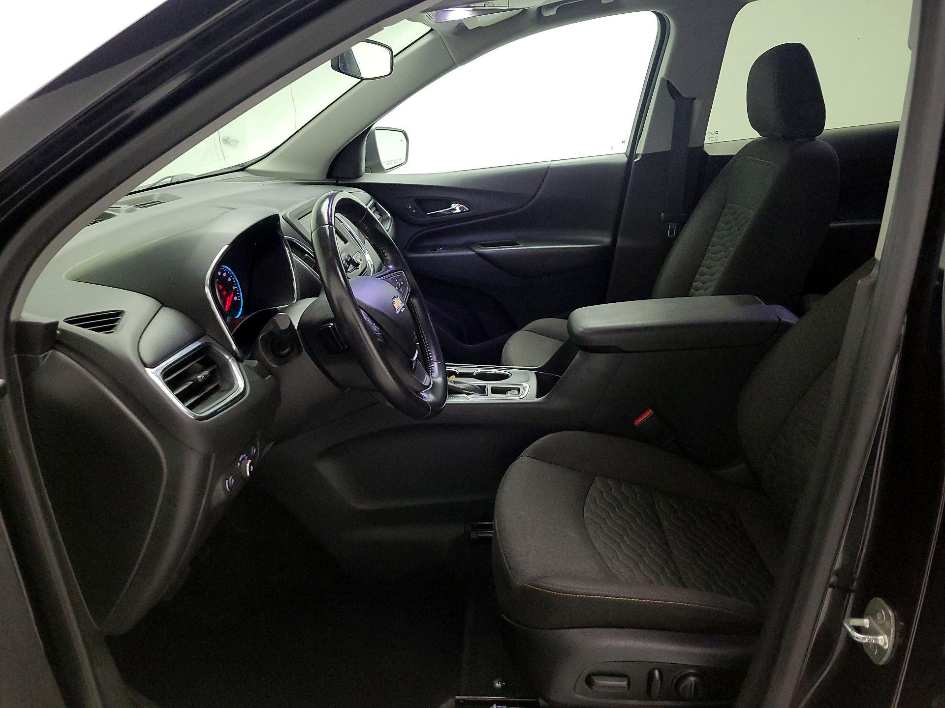 Thumbnail: 2020 Chevrolet Equinox - 11