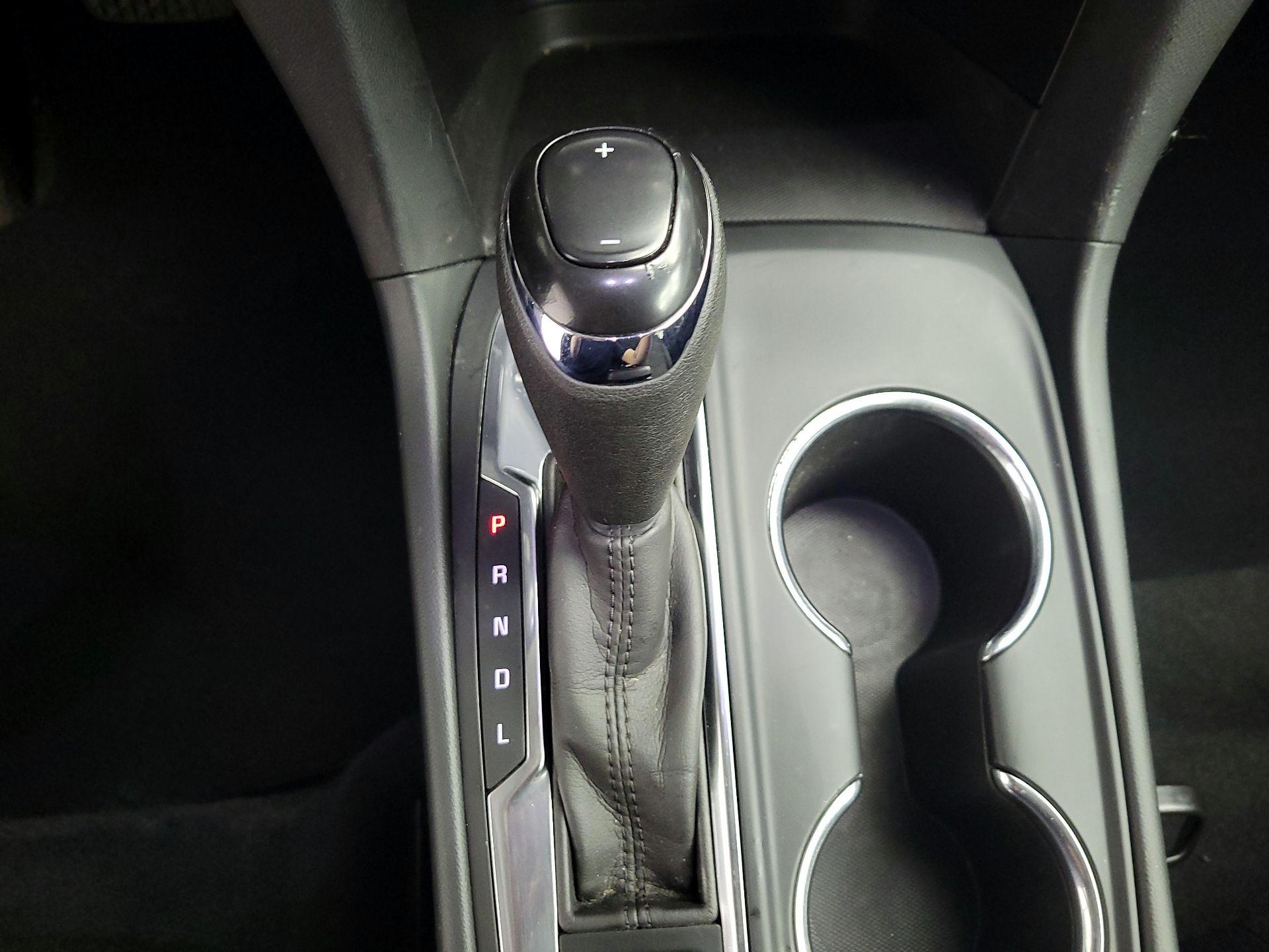Thumbnail: 2020 Chevrolet Equinox - 15