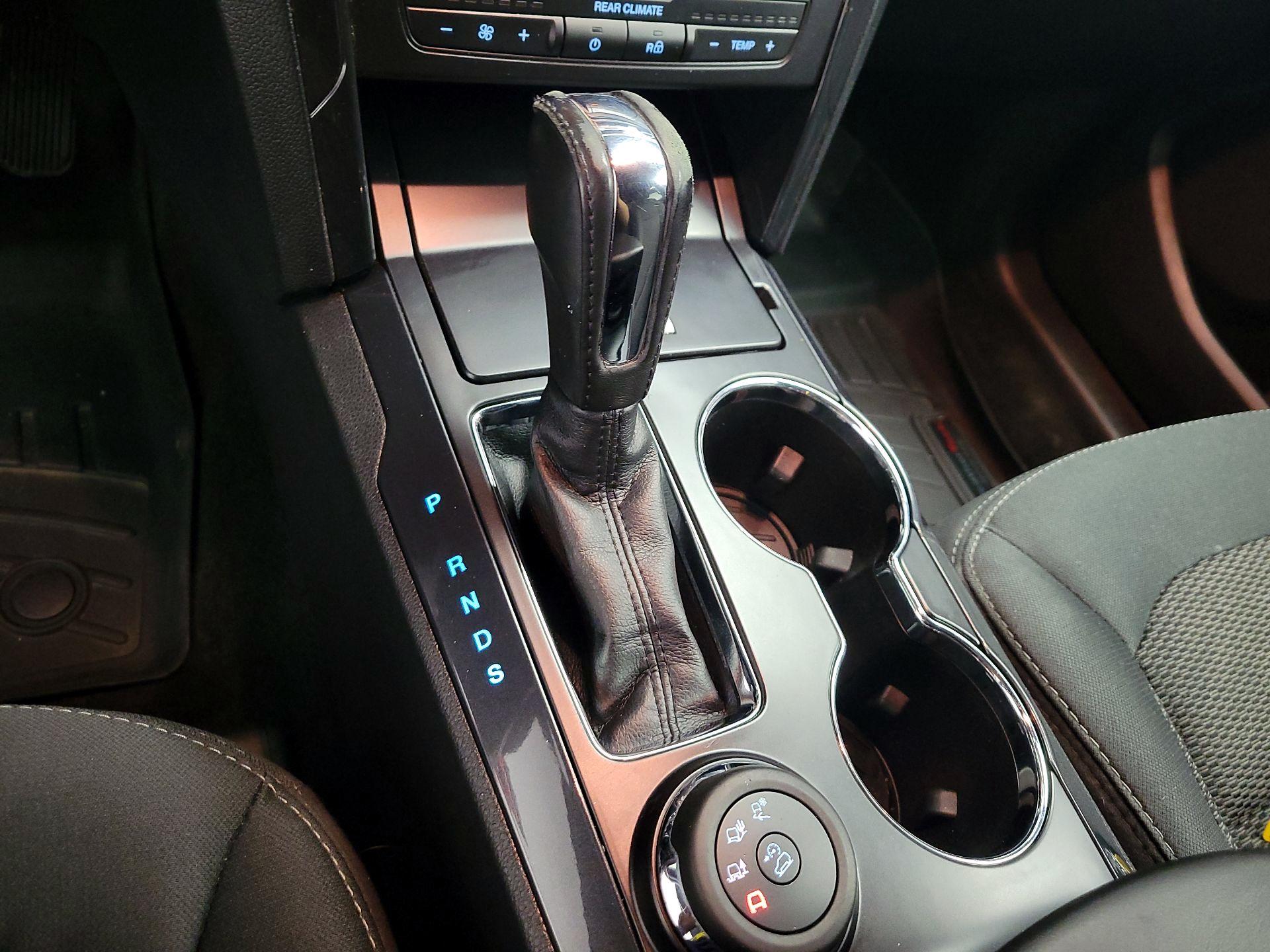 Thumbnail: 2017 Ford Explorer - 16