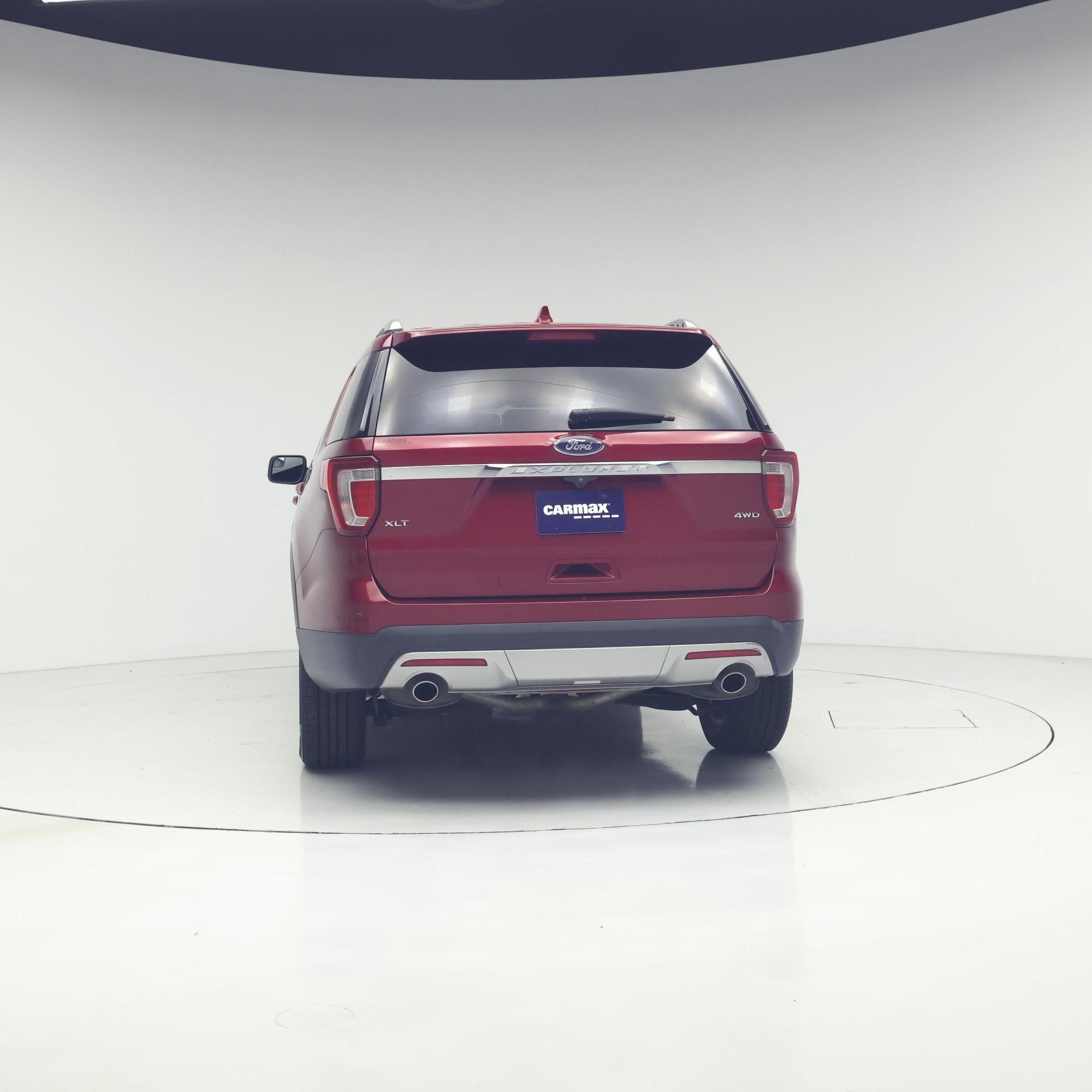 Thumbnail: 2017 Ford Explorer - 6