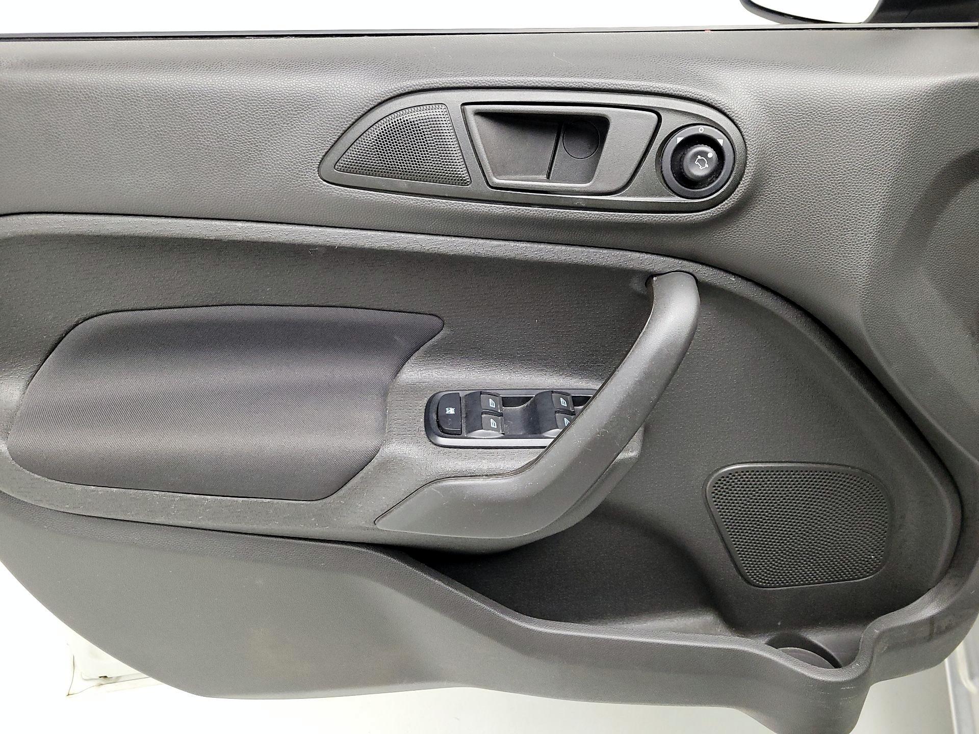 Thumbnail: 2019 Ford Fiesta - 12