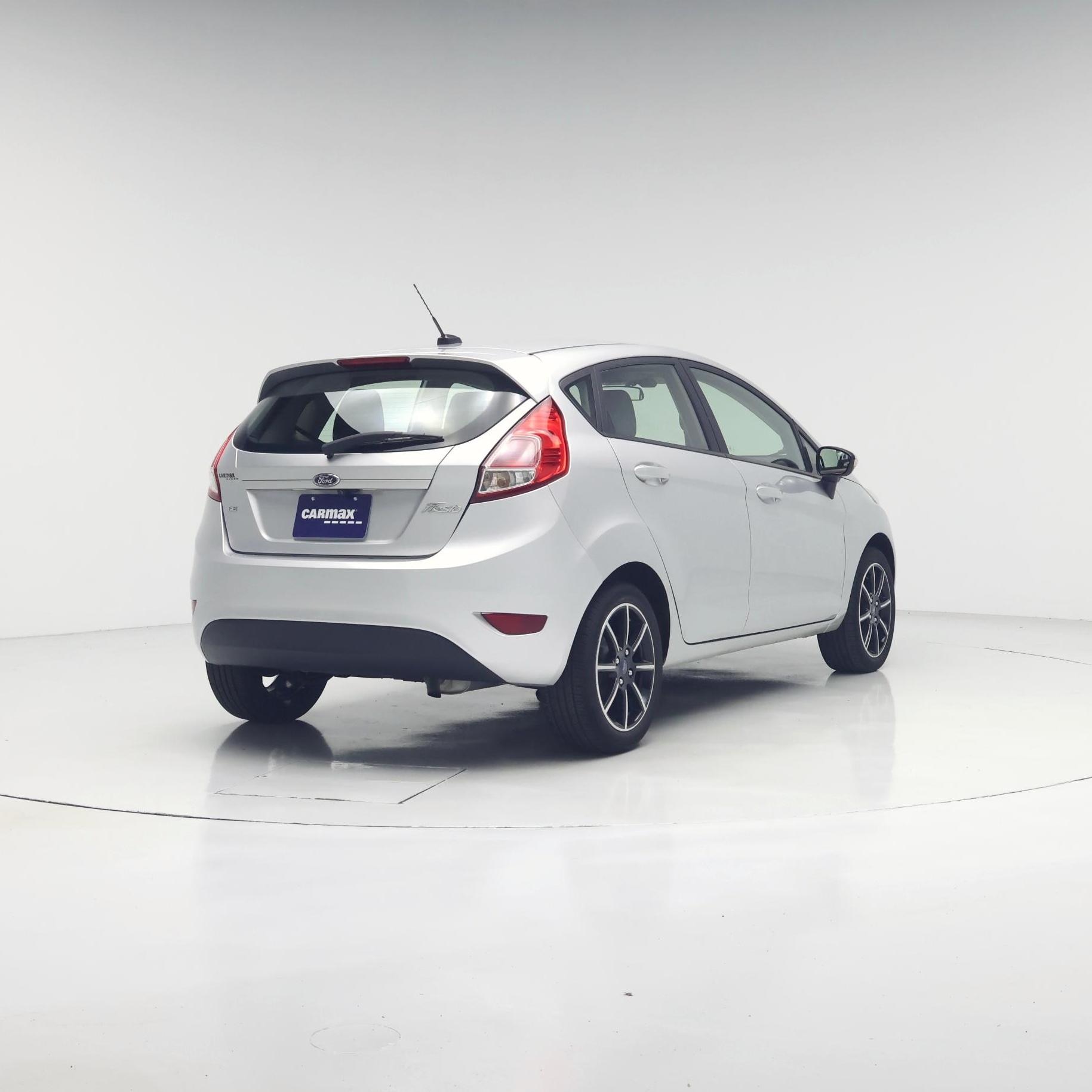 Thumbnail: 2019 Ford Fiesta - 8