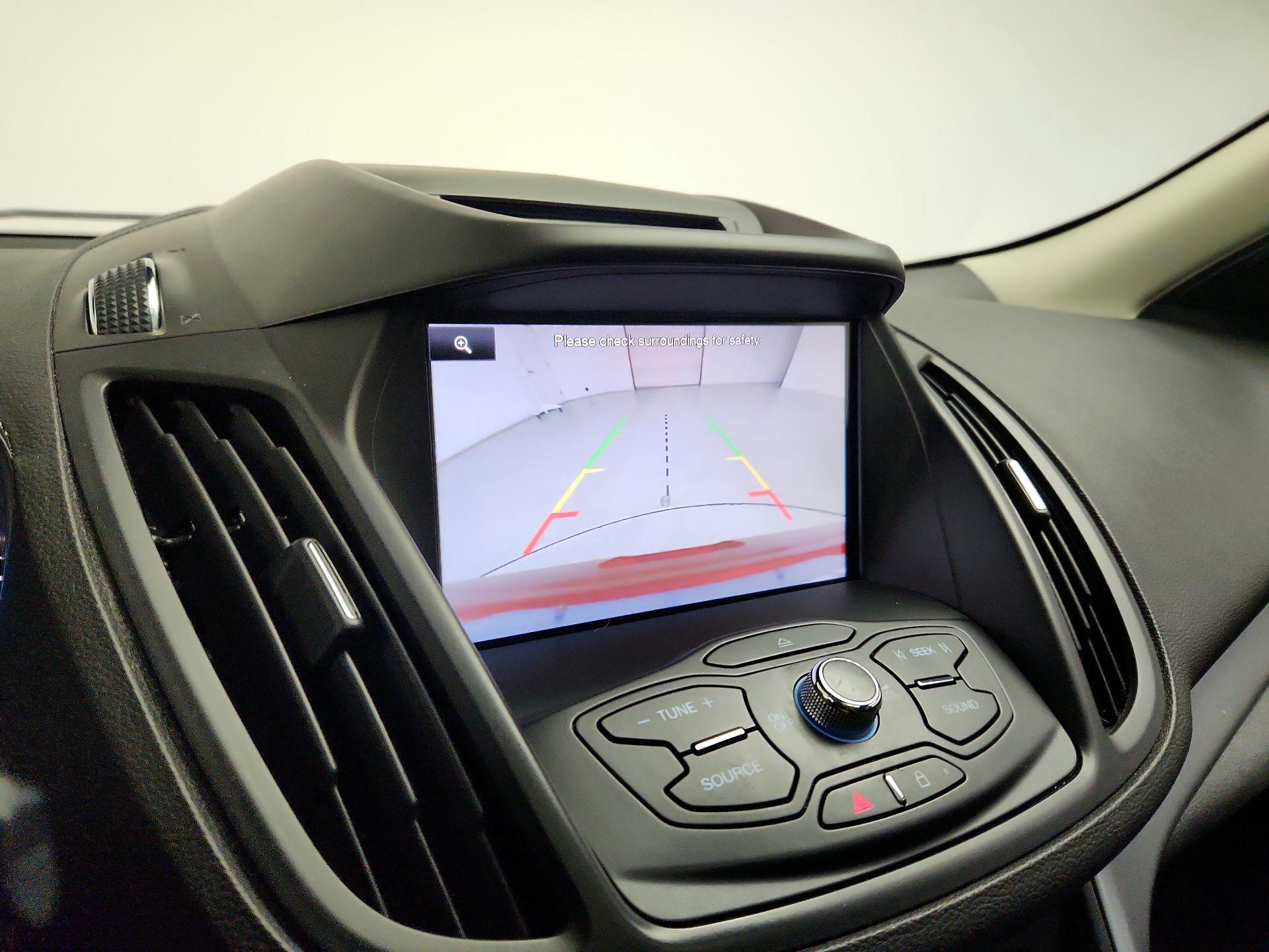 Thumbnail: 2015 Ford Escape - 14
