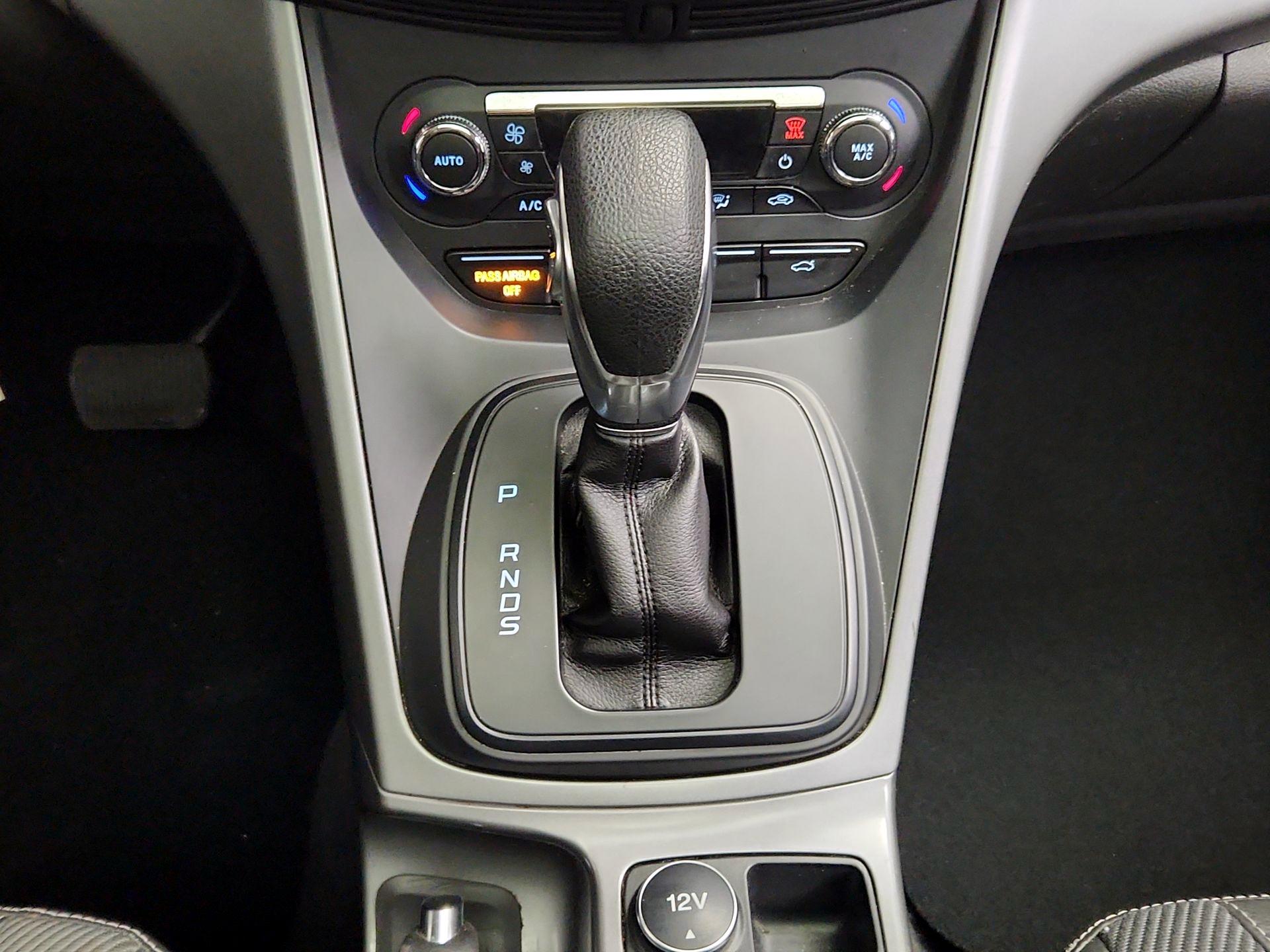 Thumbnail: 2015 Ford Escape - 17